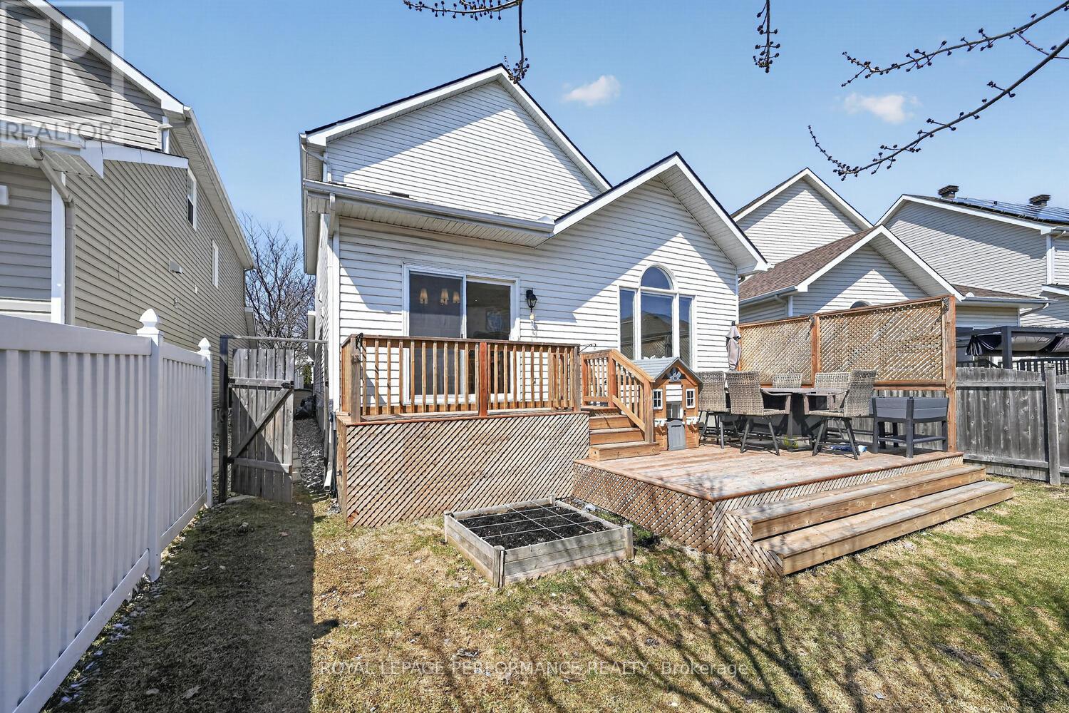 1665 Frenette Street, Ottawa, Ontario  K4A 4L4 - Photo 46 - X13049028