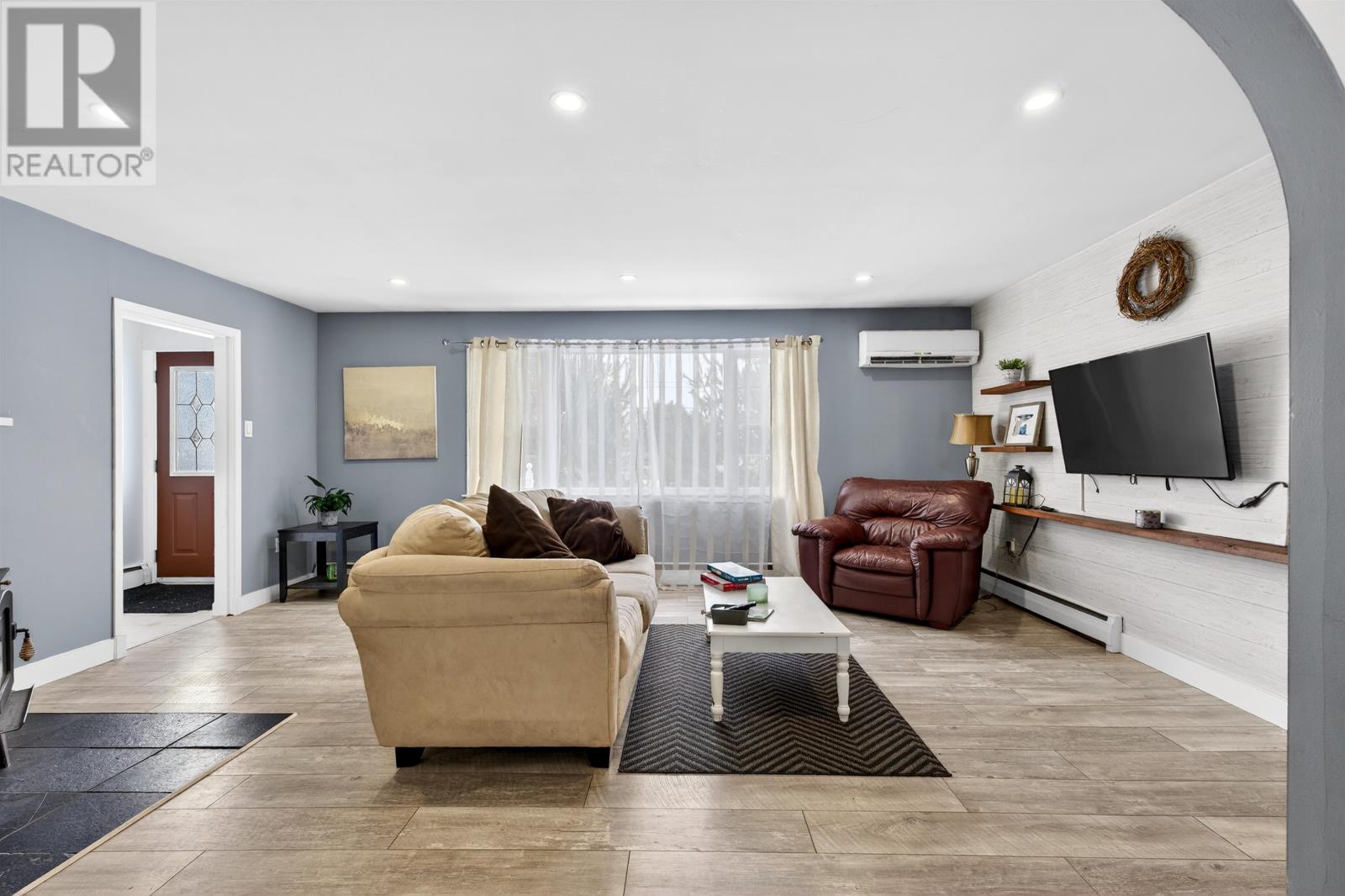 45 Meadowbank Road, Cornwall, Prince Edward Island  C0A 1H0 - Photo 8 - 202603618