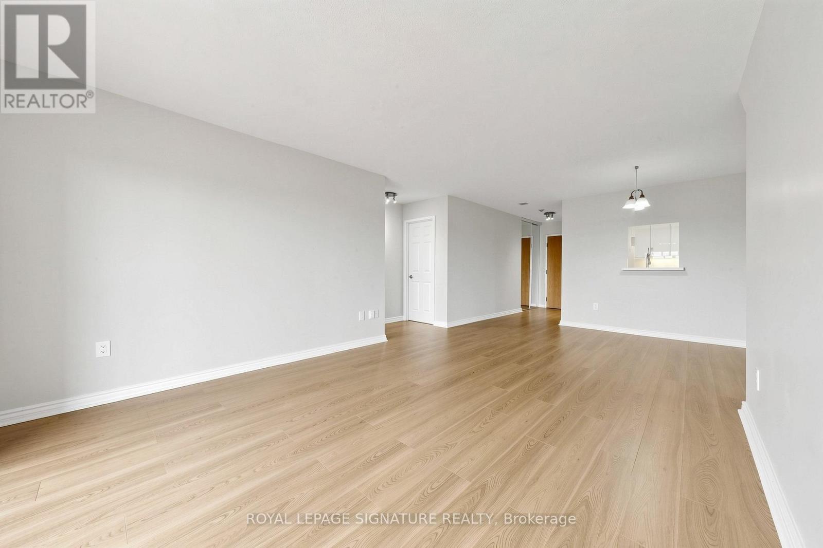 3307 - 5 Concorde Place, Toronto, Ontario  M3C 3M8 - Photo 10 - C13047542