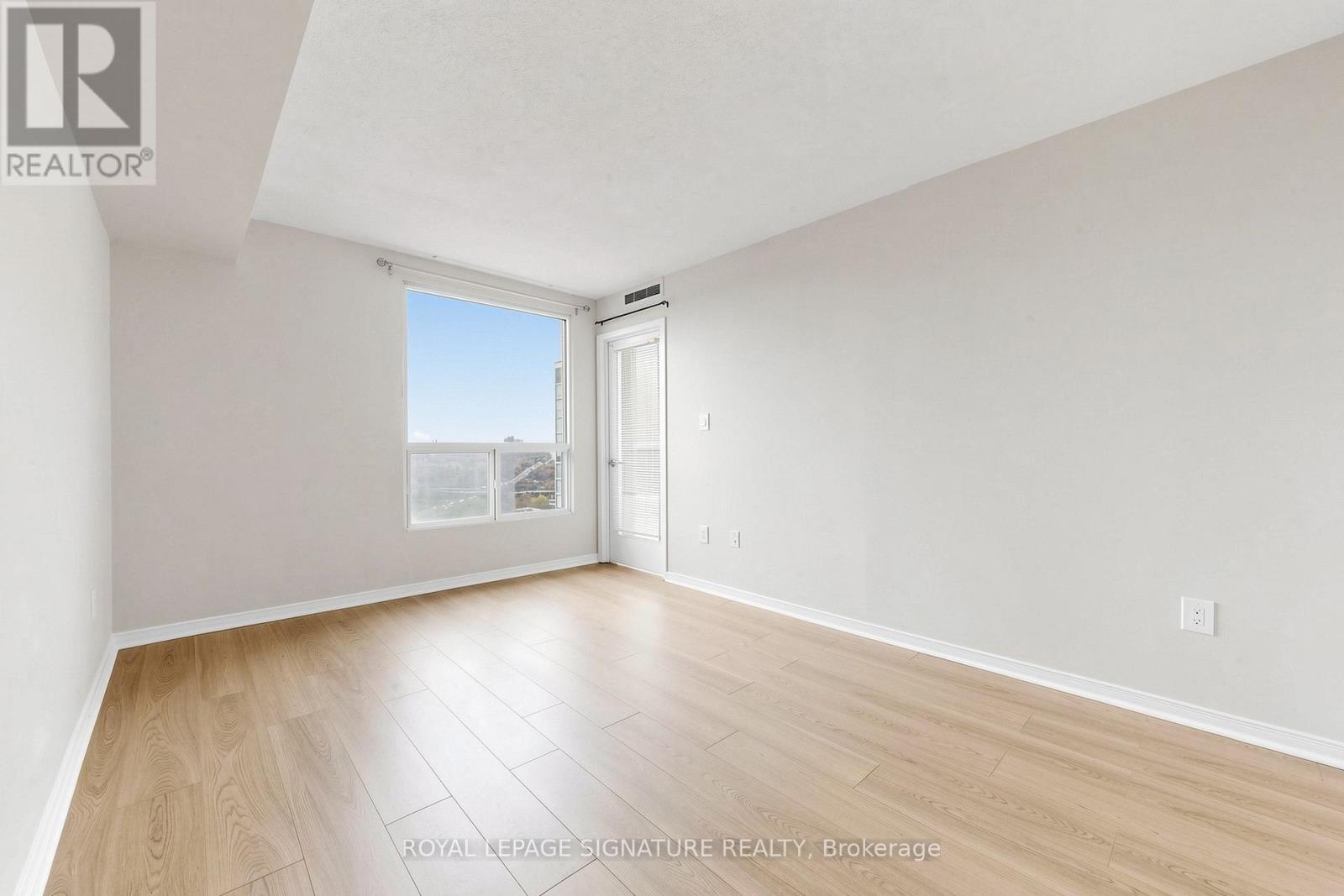 3307 - 5 Concorde Place, Toronto, Ontario  M3C 3M8 - Photo 16 - C13047542