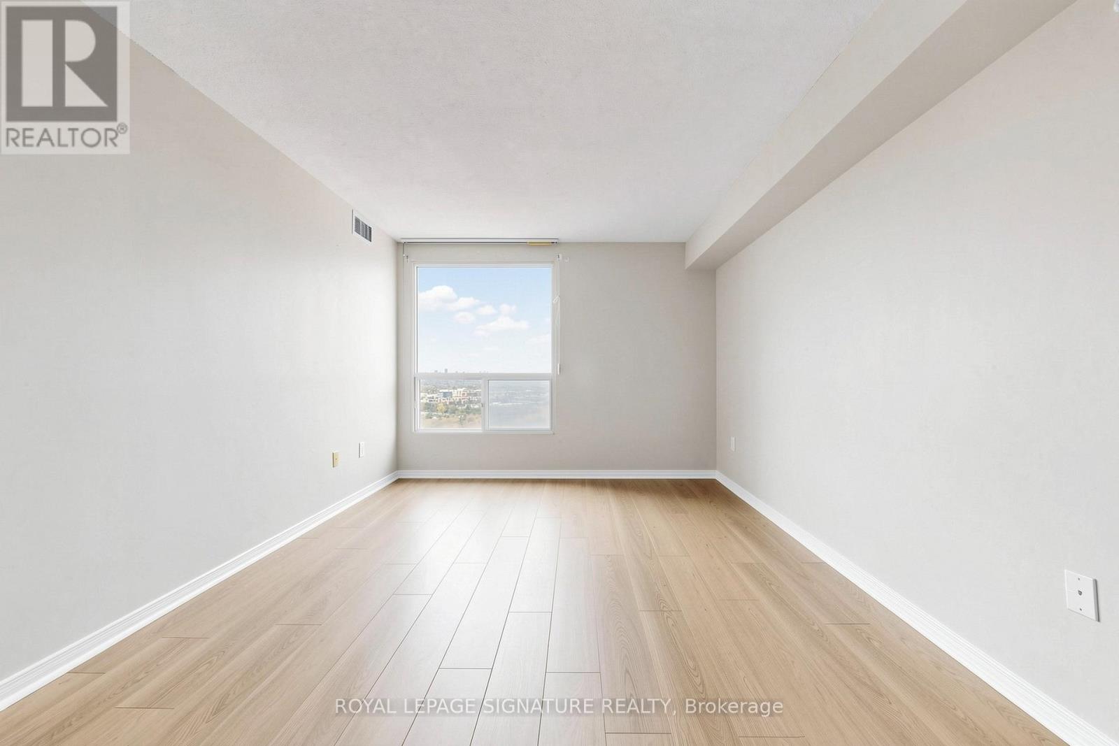 3307 - 5 Concorde Place, Toronto, Ontario  M3C 3M8 - Photo 30 - C13047542