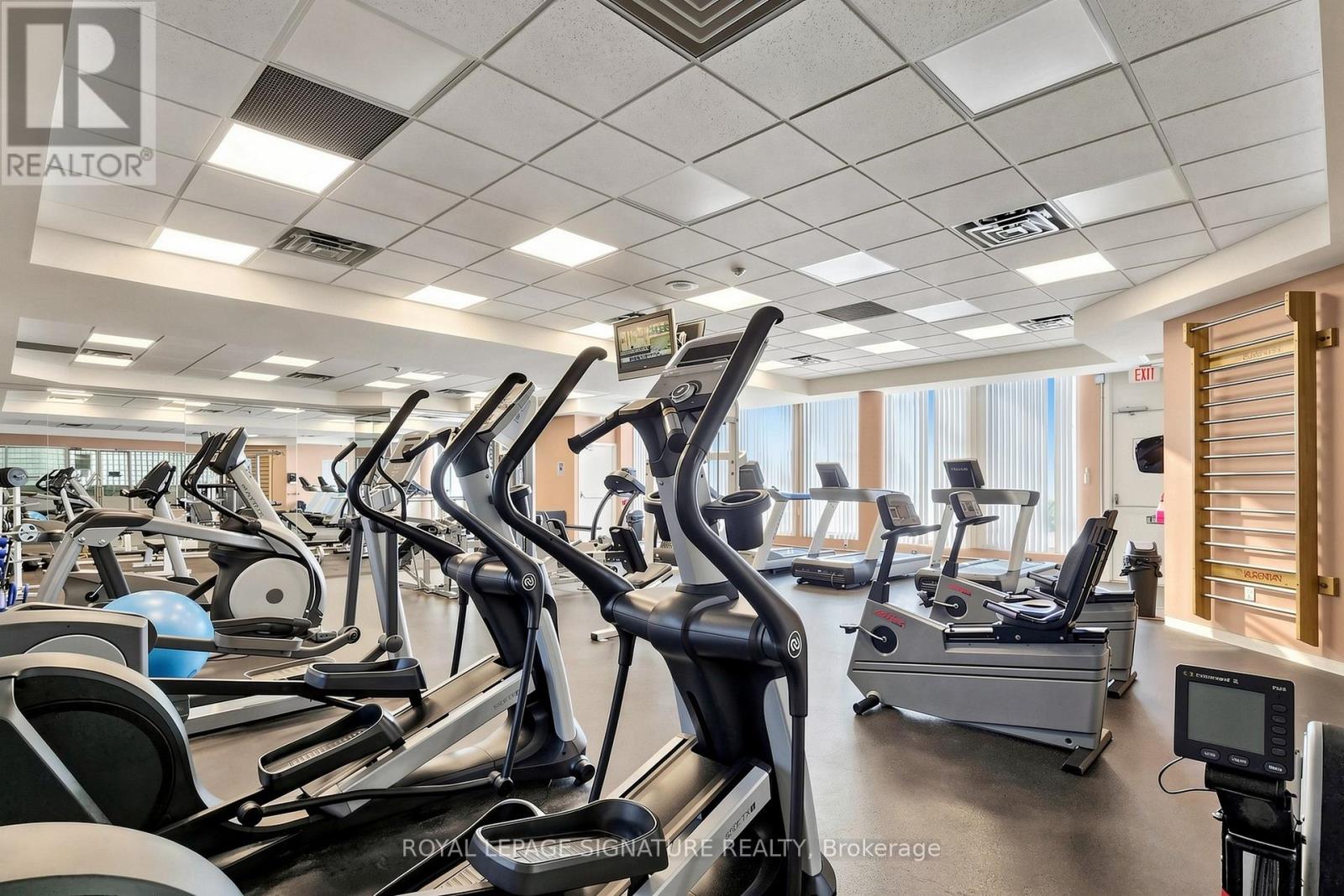 3307 - 5 Concorde Place, Toronto, Ontario  M3C 3M8 - Photo 41 - C13047542