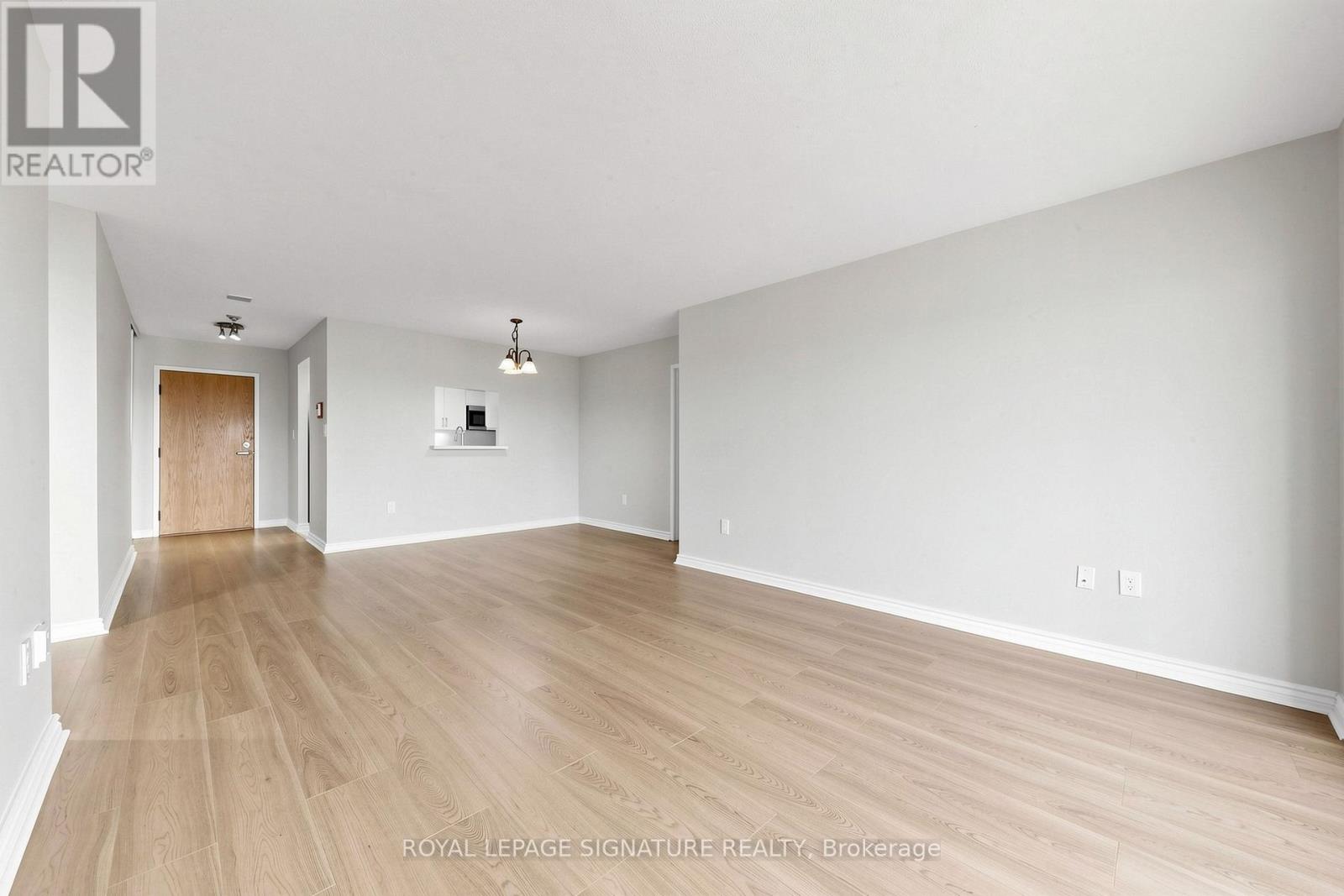 3307 - 5 Concorde Place, Toronto, Ontario  M3C 3M8 - Photo 9 - C13047542