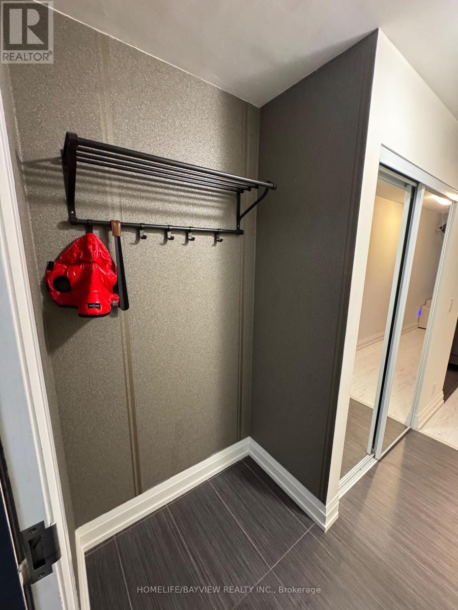 601 - 55 De Boers Drive, Toronto, Ontario  M3J 0G5 - Photo 5 - W13013088