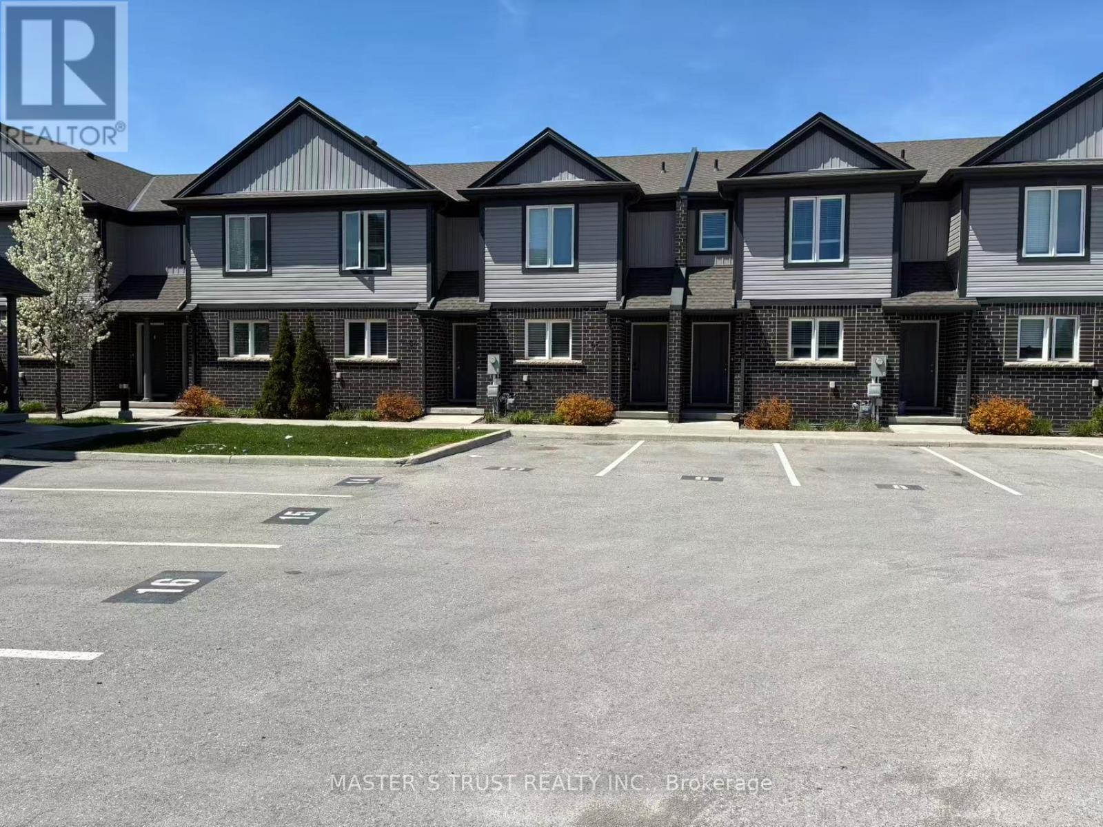 86 - 7768 Ascot Circle, Niagara Falls, Ontario  L2H 3P9 - Photo 11 - X12797614