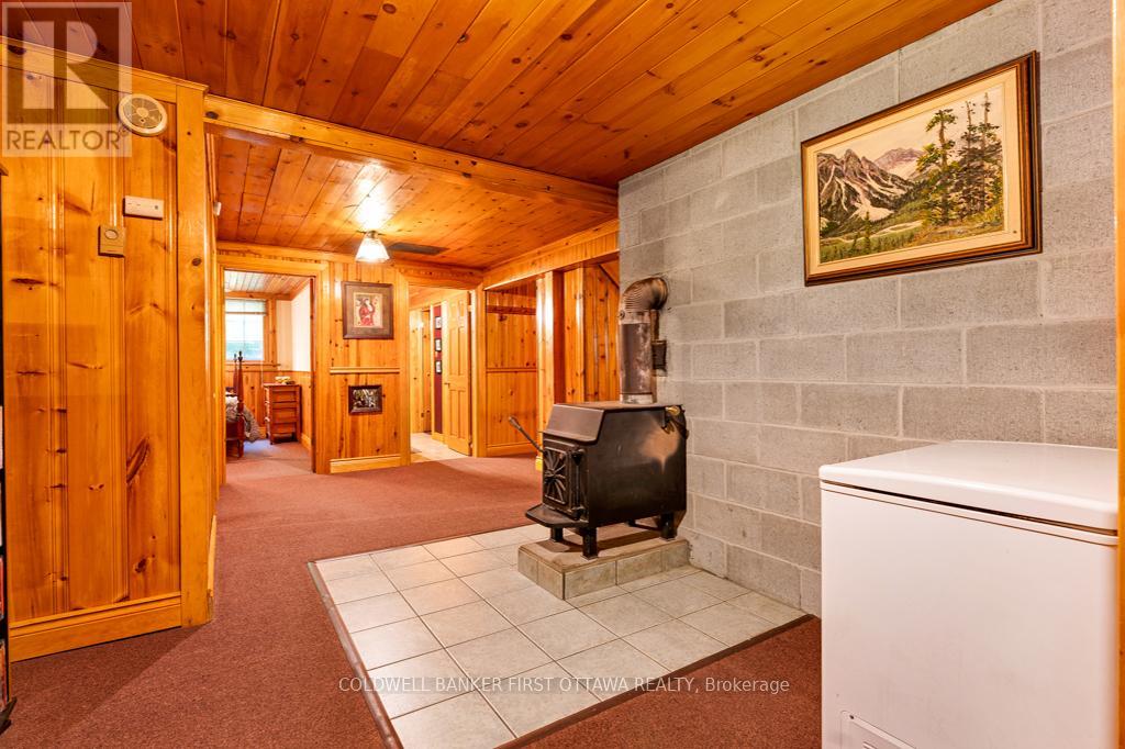 1102 Ebbs Bay Road, Drummond/north Elmsley, Ontario  K7C 0C5 - Photo 21 - X12796690