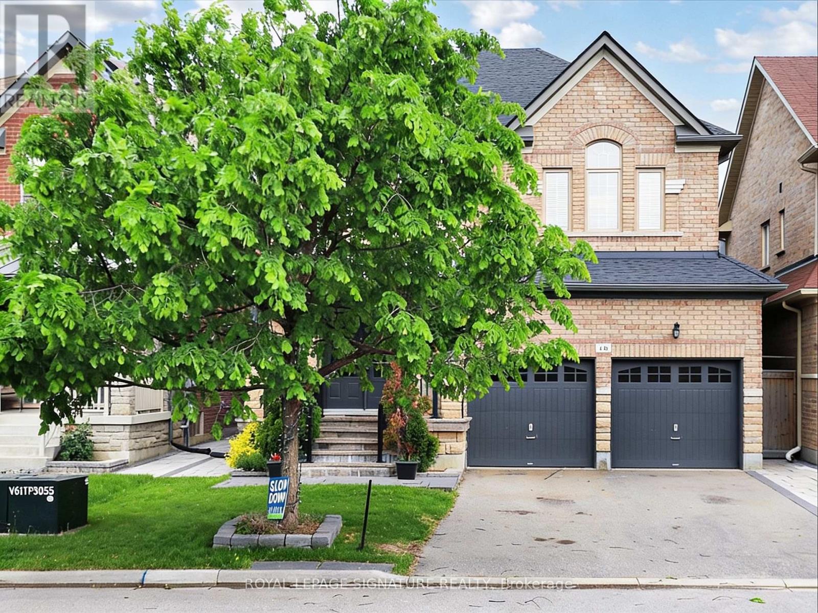 46 Kincardine Street, Vaughan, Ontario  L4H 4H7 - Photo 2 - N12863748