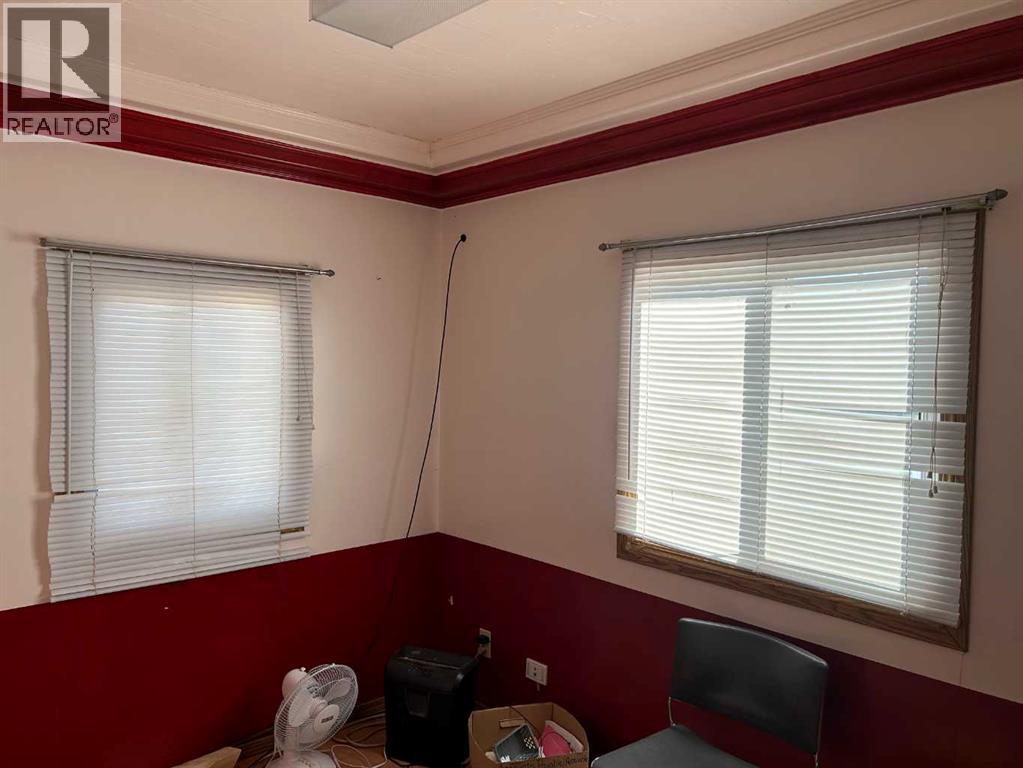 4905 57 Ave, Two Hills, Alberta  T0B 4K0 - Photo 18 - A2278966