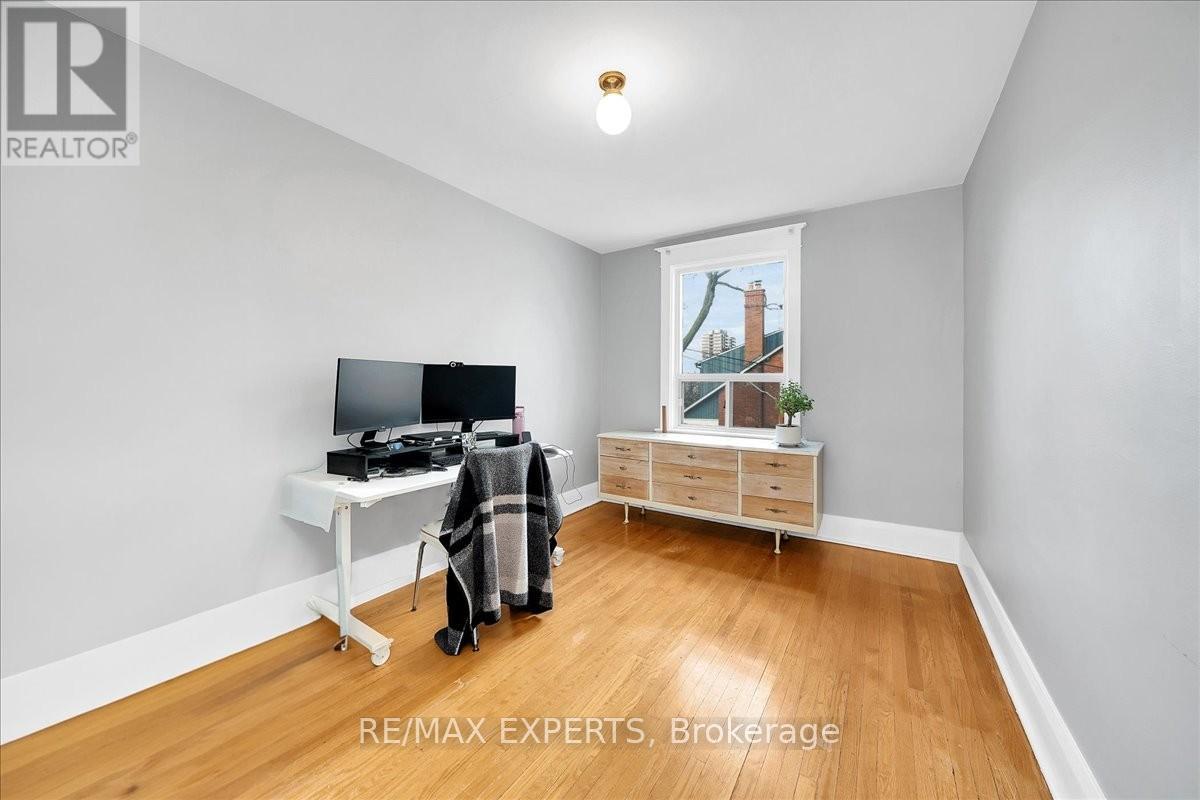 42 Atlas Avenue, Toronto, Ontario  M6C 3N9 - Photo 17 - C13048738