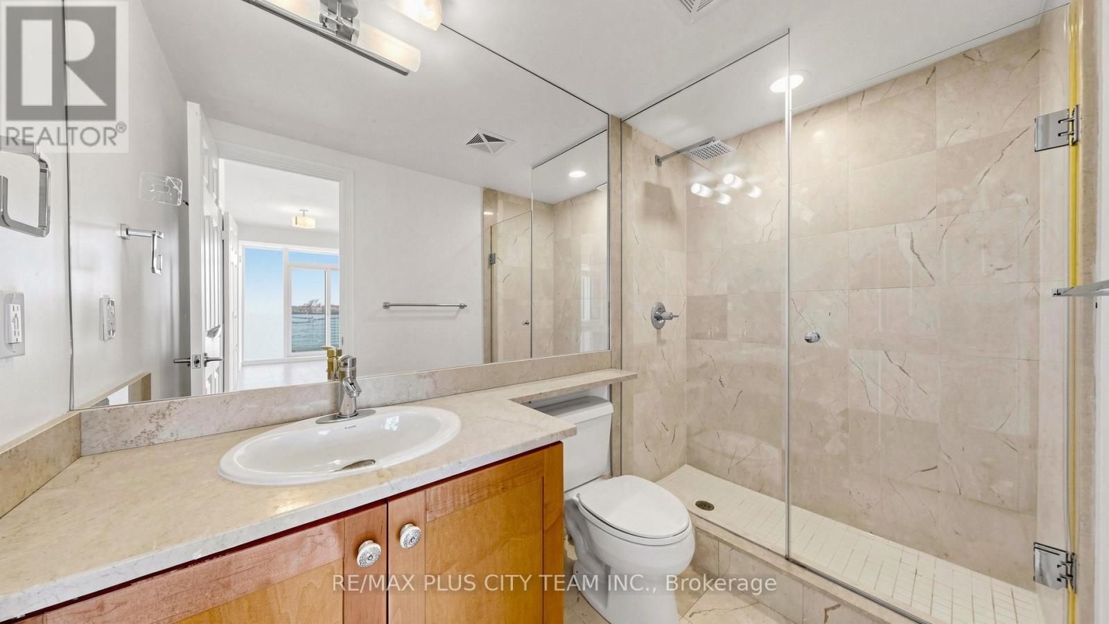 1807 - 736 Spadina Avenue, Toronto, Ontario  M5S 2J6 - Photo 13 - C13048752