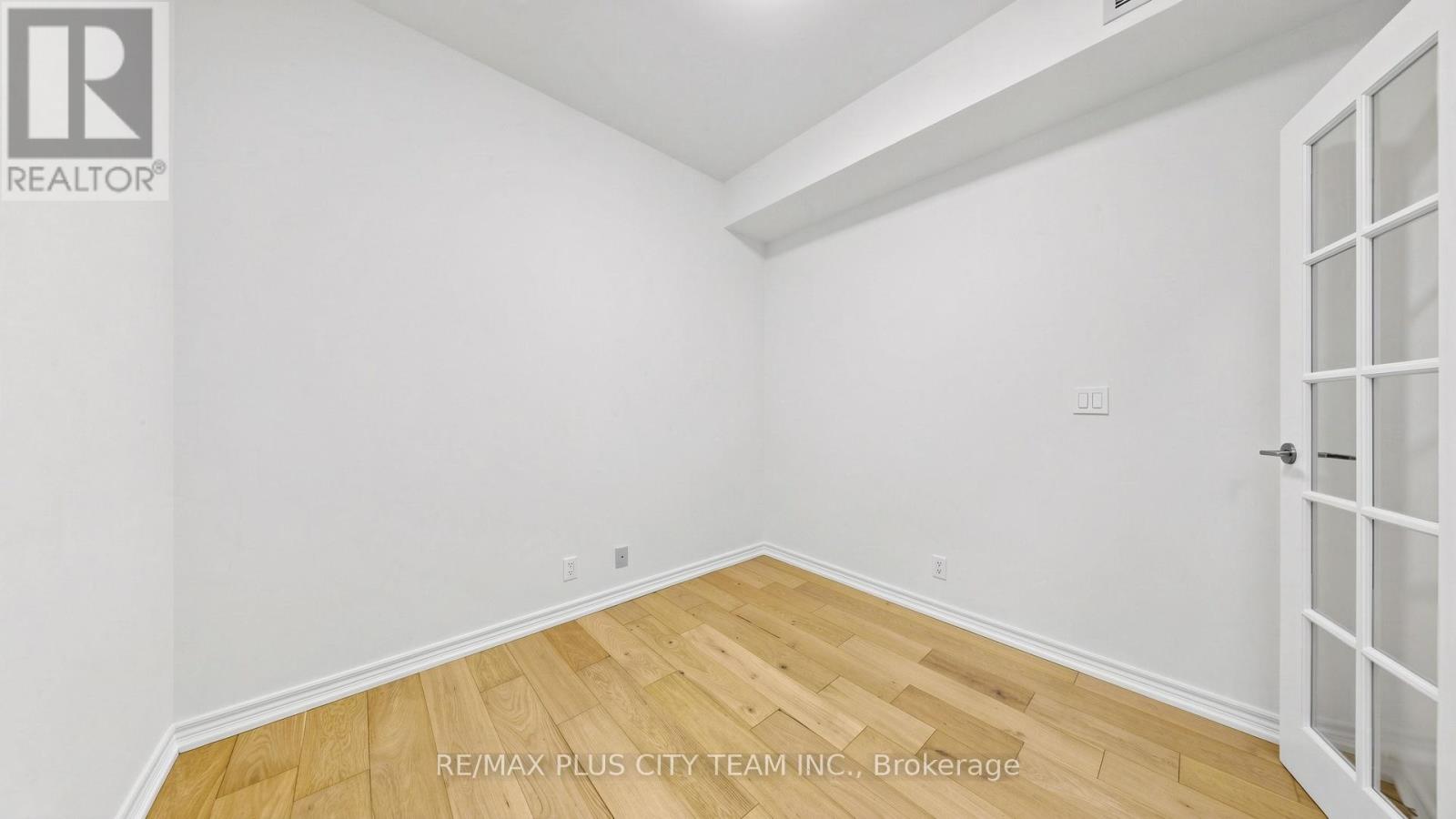 1807 - 736 Spadina Avenue, Toronto, Ontario  M5S 2J6 - Photo 17 - C13048752