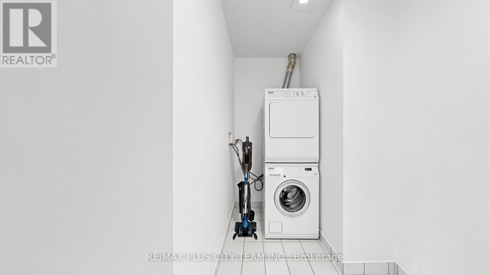 1807 - 736 Spadina Avenue, Toronto, Ontario  M5S 2J6 - Photo 19 - C13048752