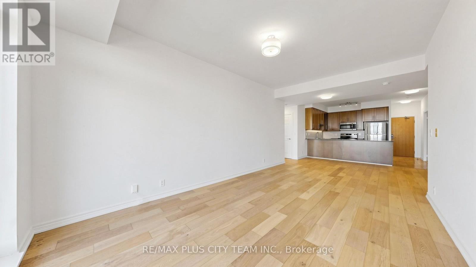 1807 - 736 Spadina Avenue, Toronto, Ontario  M5S 2J6 - Photo 4 - C13048752