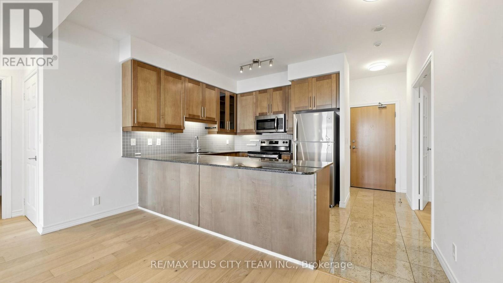 1807 - 736 Spadina Avenue, Toronto, Ontario  M5S 2J6 - Photo 6 - C13048752