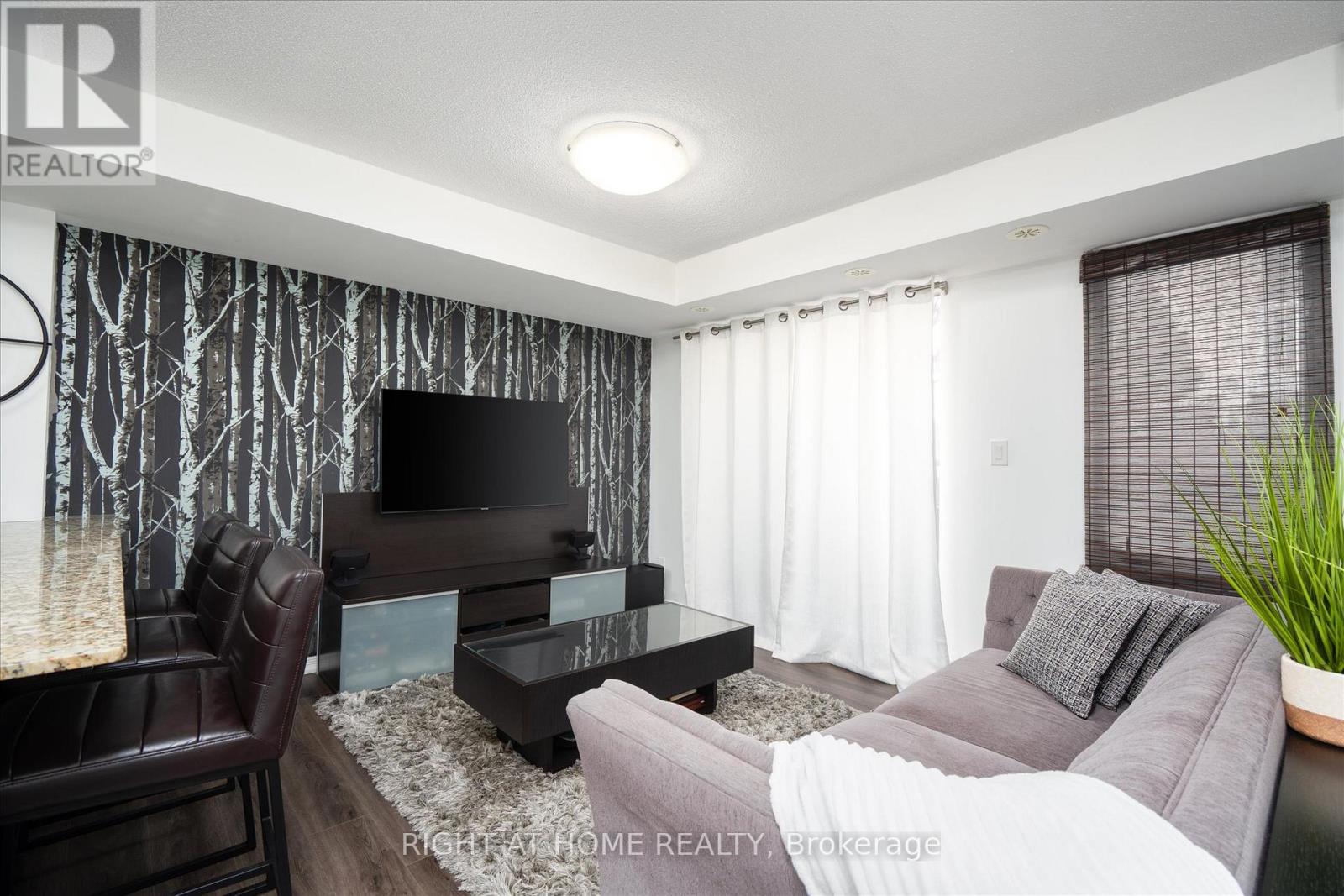 112 - 1 Ruttan Street, Toronto, Ontario  M6P 0A1 - Photo 7 - C13048990