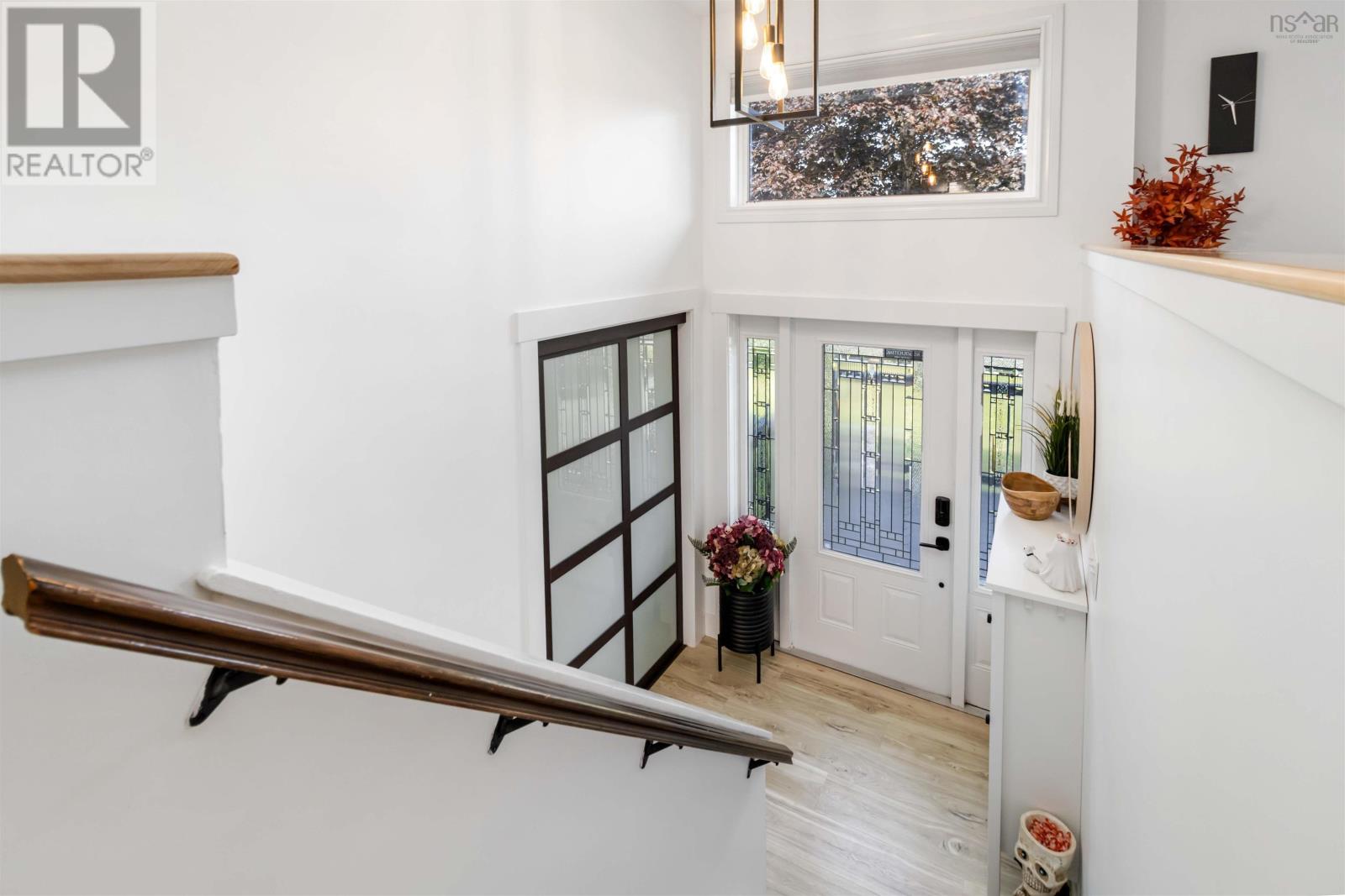 10 Rosewood Court, Bedford, Nova Scotia  B4A 3C2 - Photo 4 - 202608697