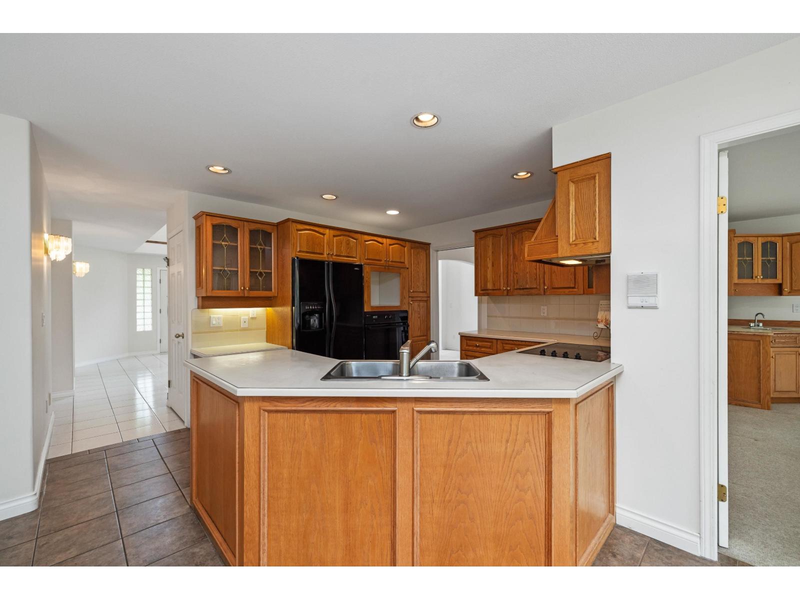 8658 165a Street, Surrey, British Columbia  V4N 3G7 - Photo 14 - R3093433