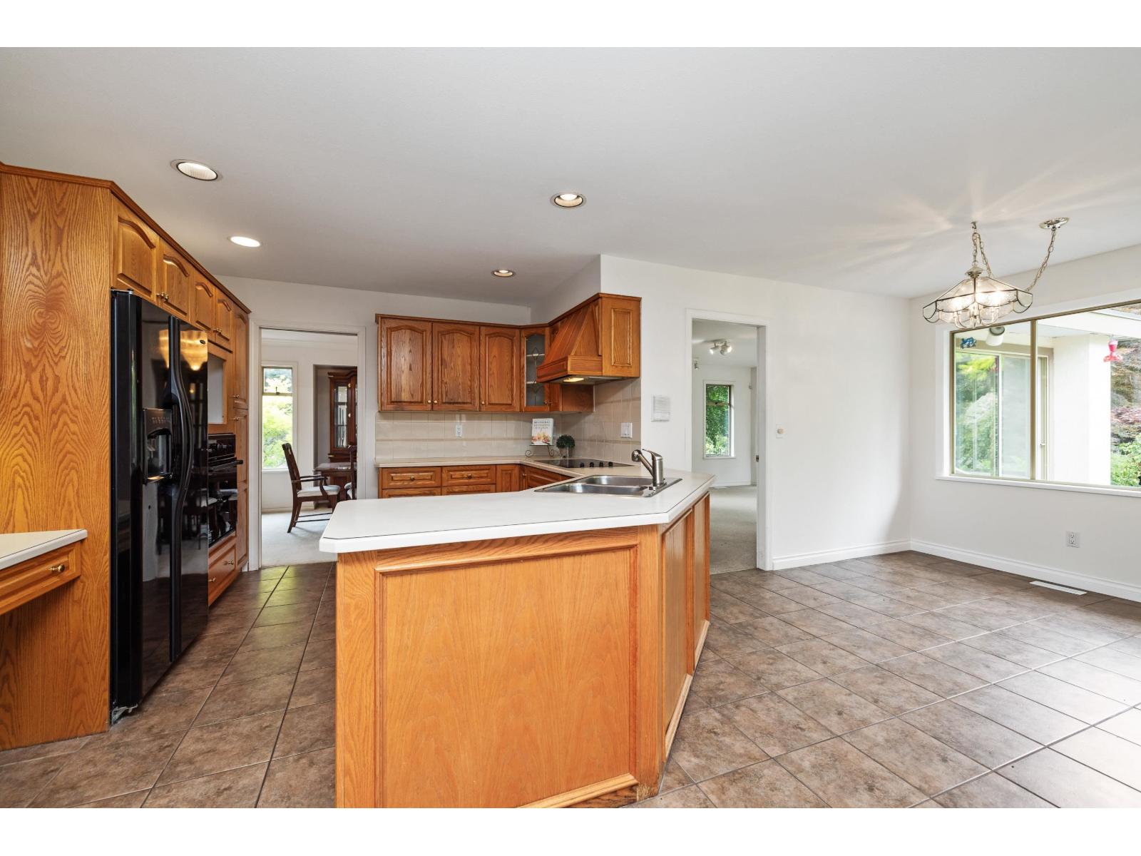 8658 165a Street, Surrey, British Columbia  V4N 3G7 - Photo 13 - R3093433