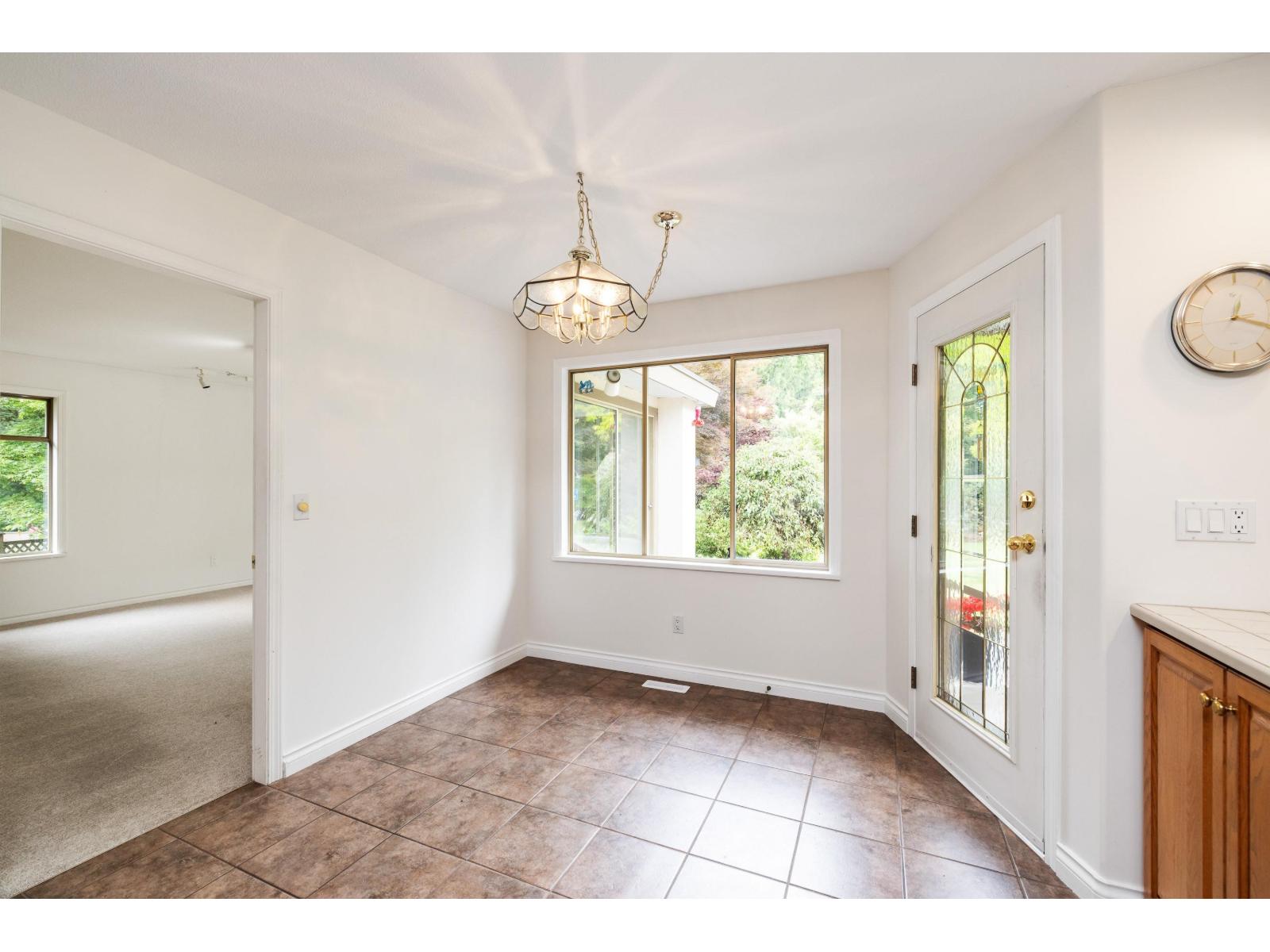 8658 165a Street, Surrey, British Columbia  V4N 3G7 - Photo 15 - R3093433