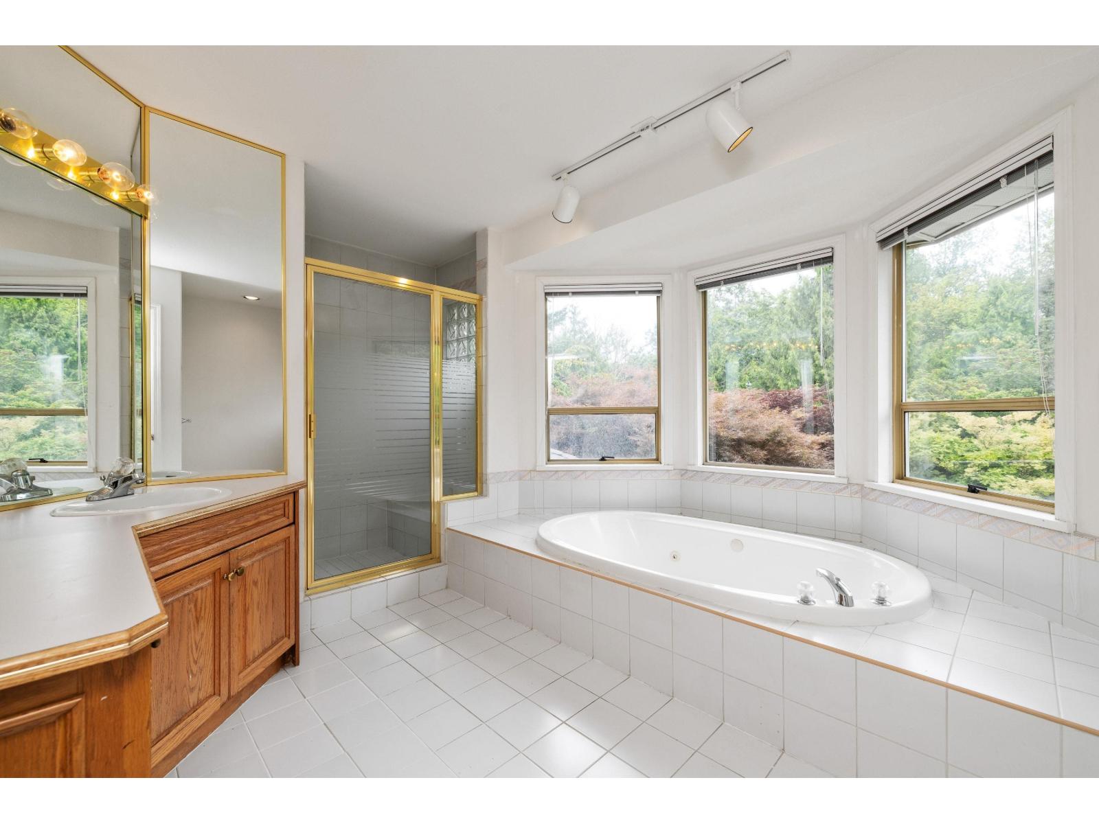 8658 165a Street, Surrey, British Columbia  V4N 3G7 - Photo 25 - R3093433