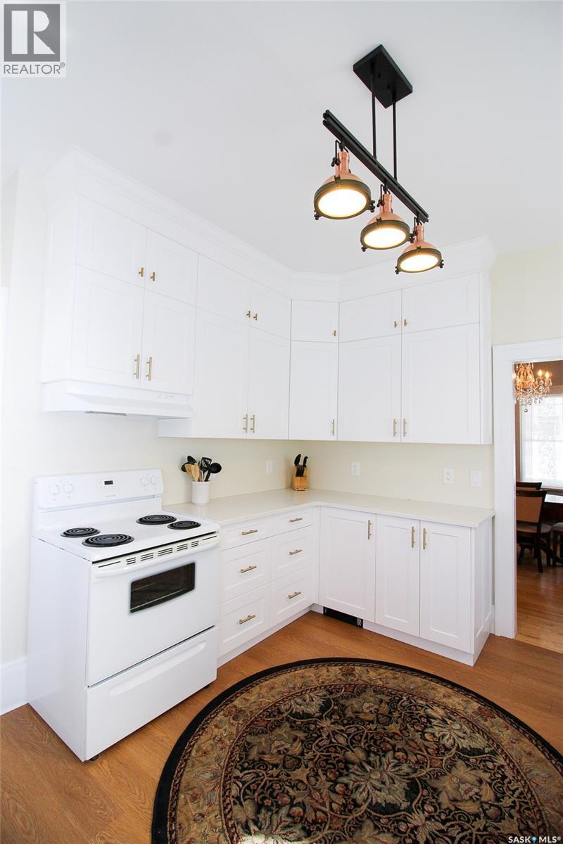 671 2nd Street E, Shaunavon, Saskatchewan  S0N 2M0 - Photo 12 - SK034054