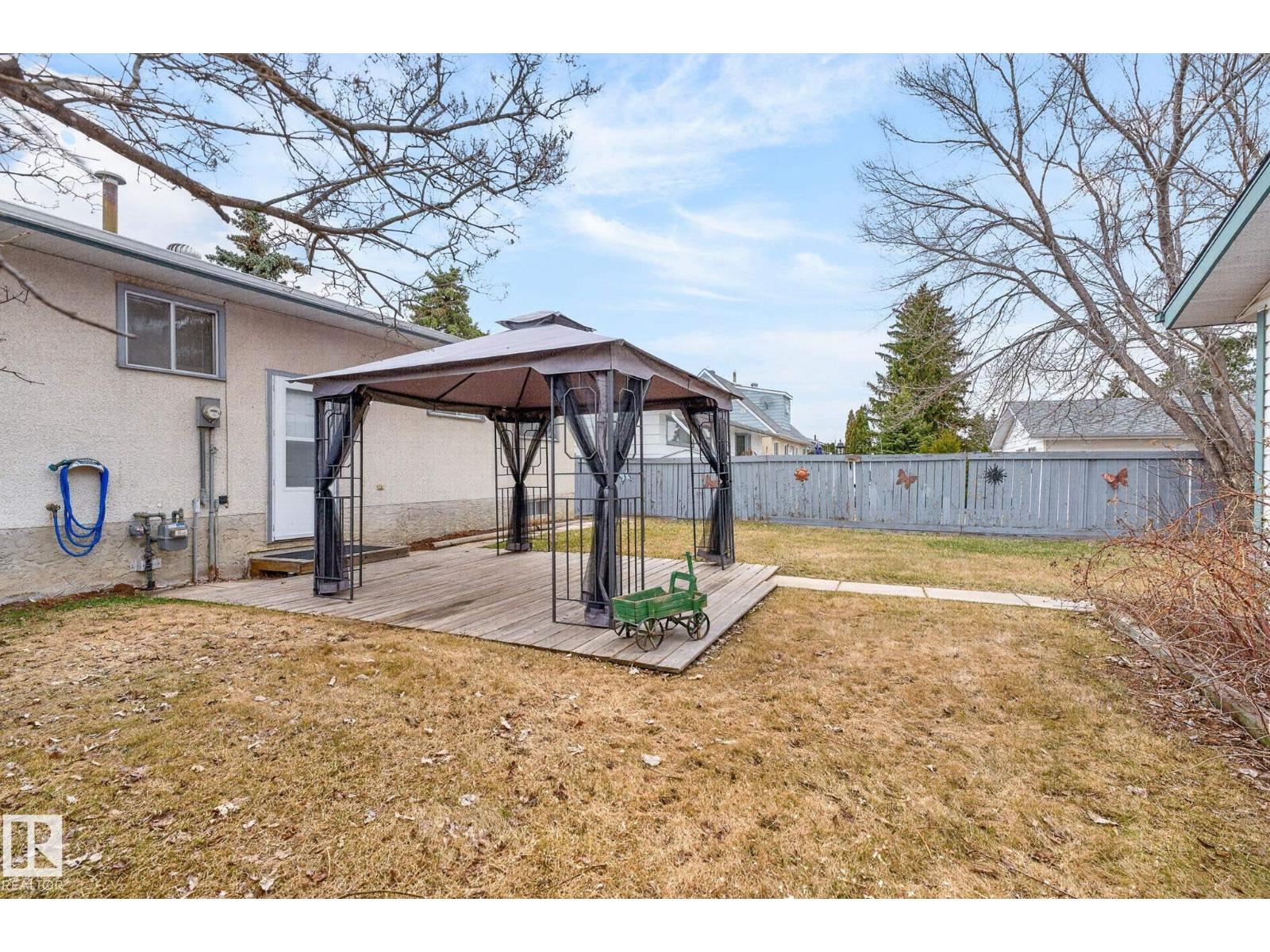 17 Brookside Cr, Spruce Grove, Alberta  T7X 1B8 - Photo 6 - E4484366