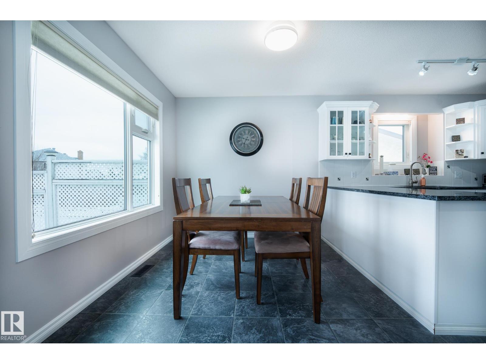 7011 158 Av Nw, Edmonton, Alberta  T5Z 2Z5 - Photo 12 - E4484369