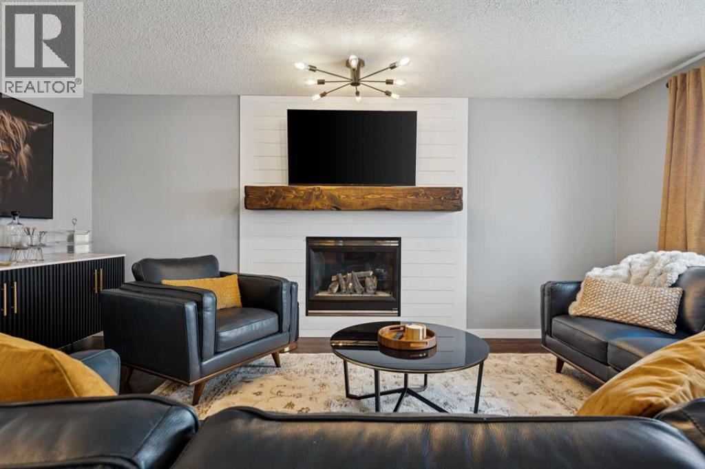 250 Chapalina Place SE, Calgary, Alberta  T2X 3P4 - Photo 6 - A2289468