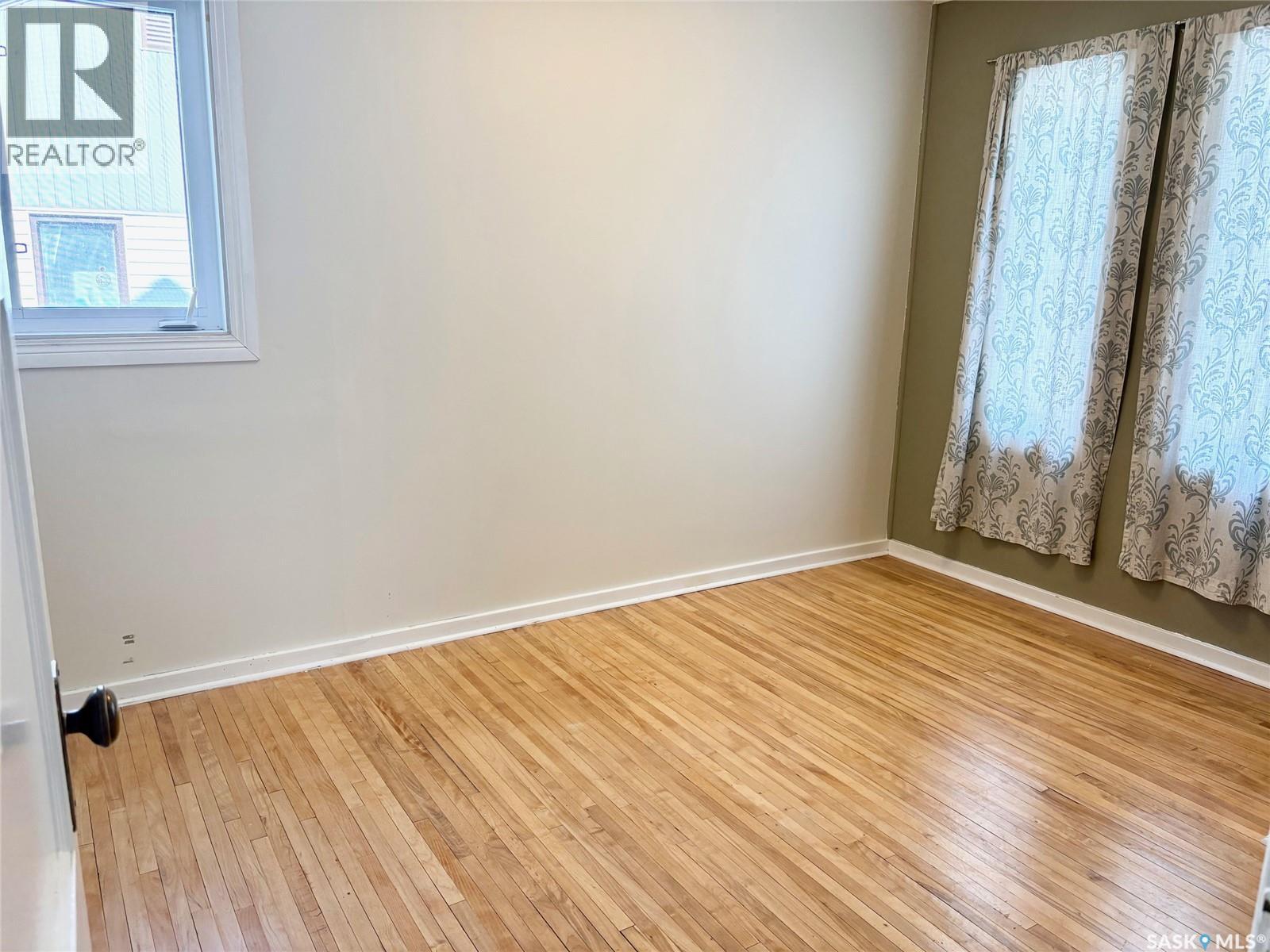 113 Laurier Avenue, Yorkton, Saskatchewan  S3N 1V1 - Photo 12 - SK030095