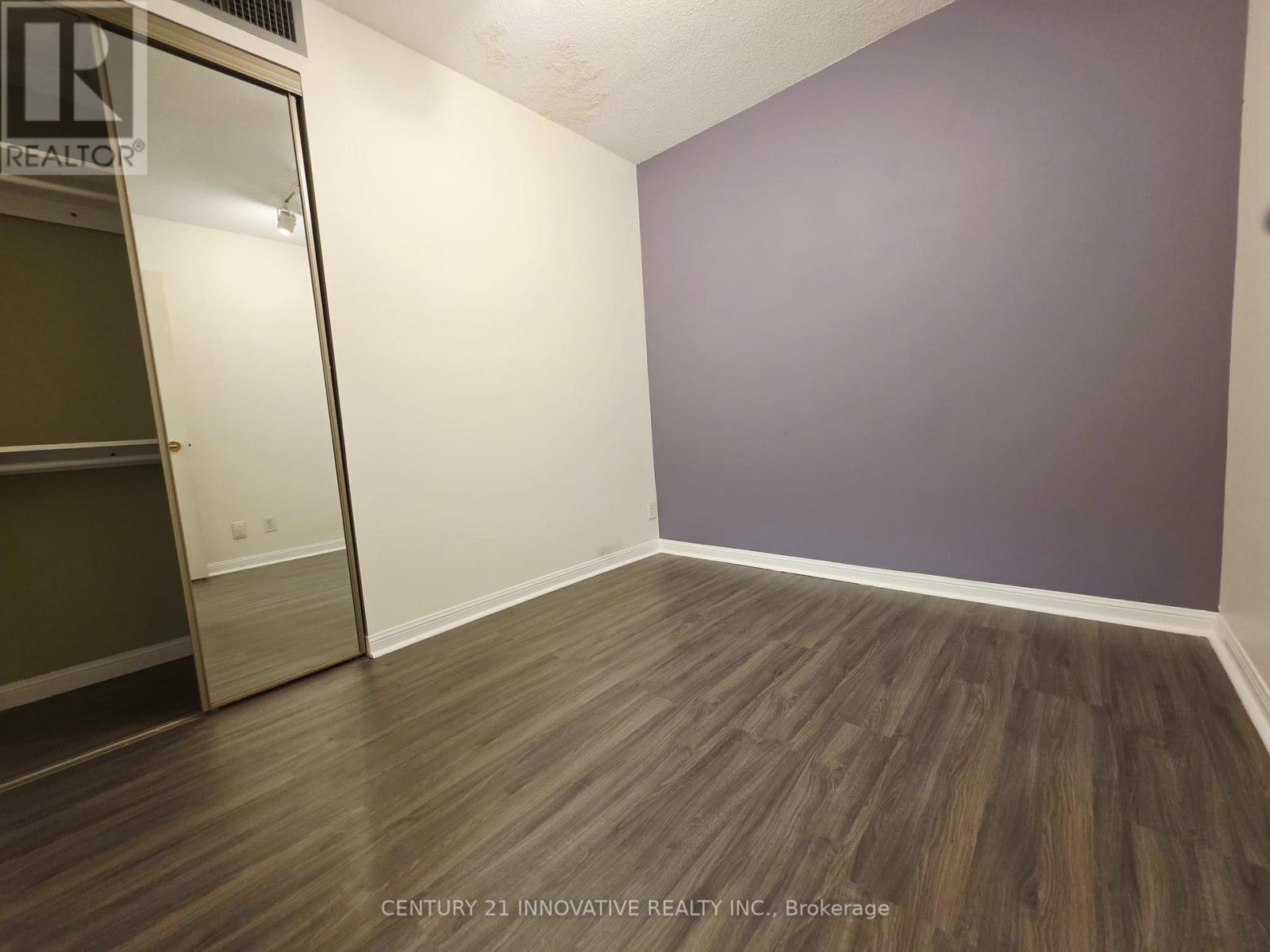 1705 - 18 Lee Centre Drive, Toronto, Ontario  M1H 3H5 - Photo 9 - E13048856