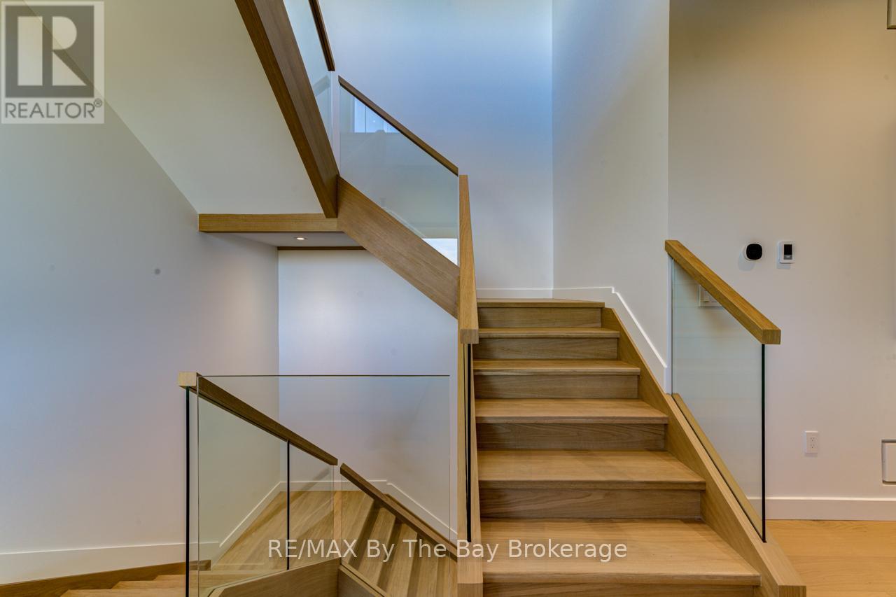 18 Raintree Court, Clearview, Ontario  L9Y 0K2 - Photo 16 - S12719884