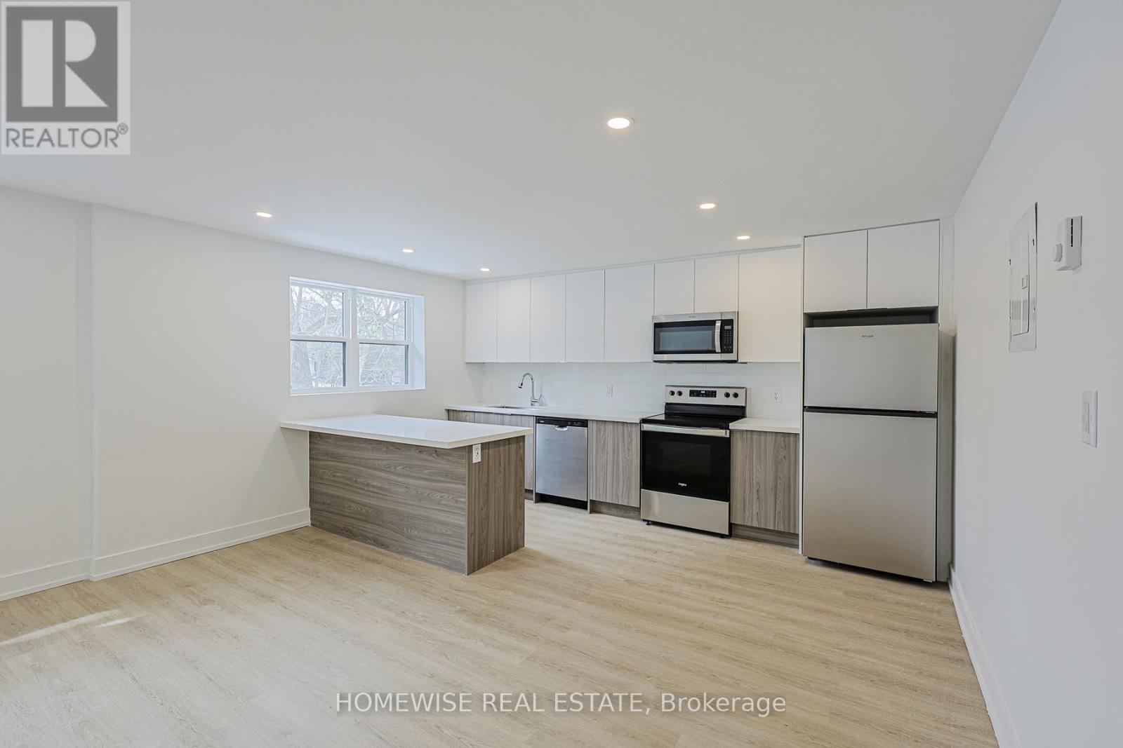 15b - 100 Liberty Street N, Clarington, Ontario  L1C 2M1 - Photo 2 - E13041932