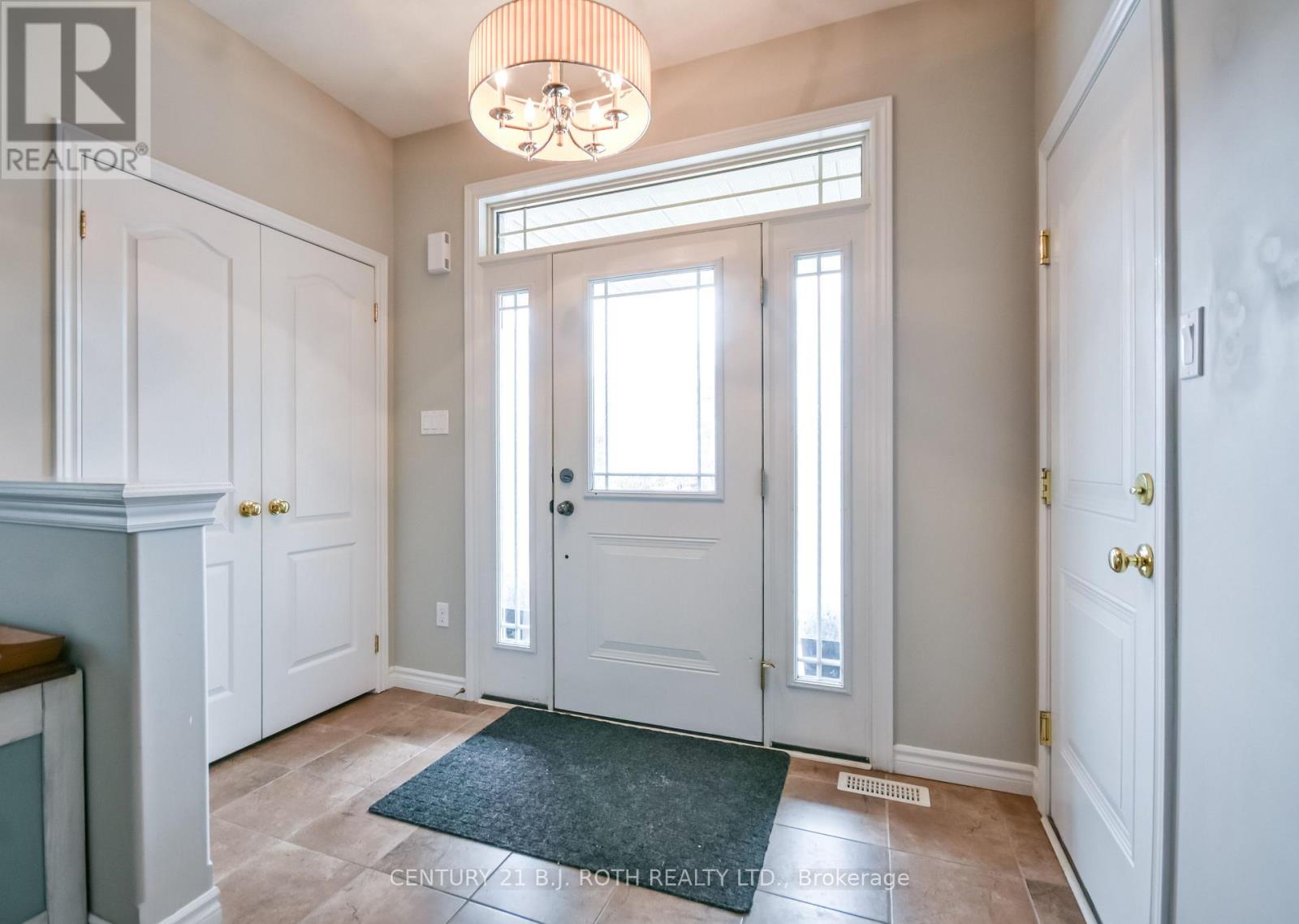 14 Stevenson Street, Essa (Angus), Ontario  L0M 1B6 - Photo 2 - N13048944