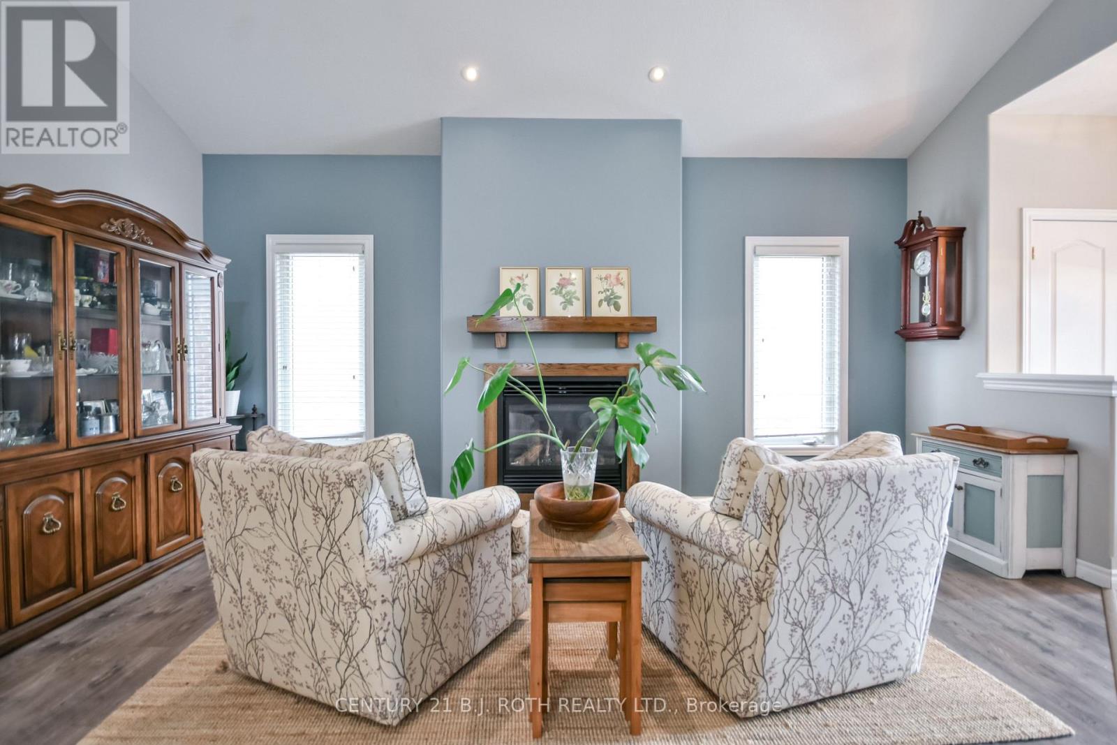 14 Stevenson Street, Essa (Angus), Ontario  L0M 1B6 - Photo 5 - N13048944