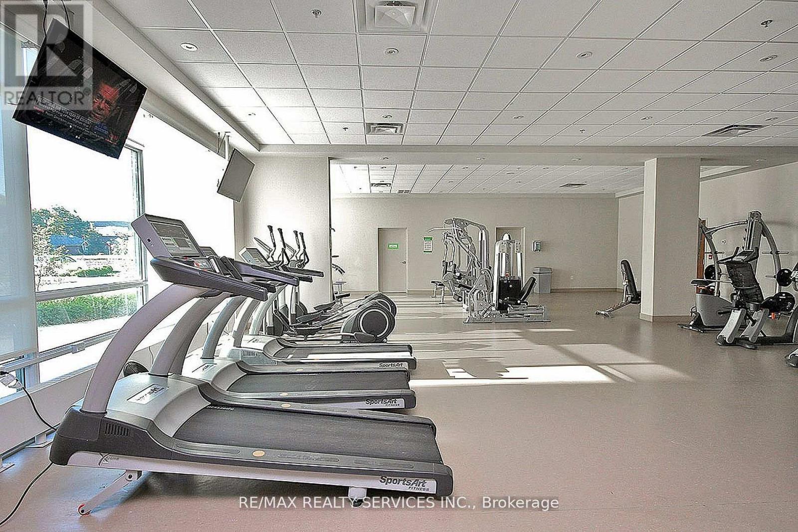 2009 - 215 Queen Street E, Brampton, Ontario  L6W 0A9 - Photo 13 - W12942604