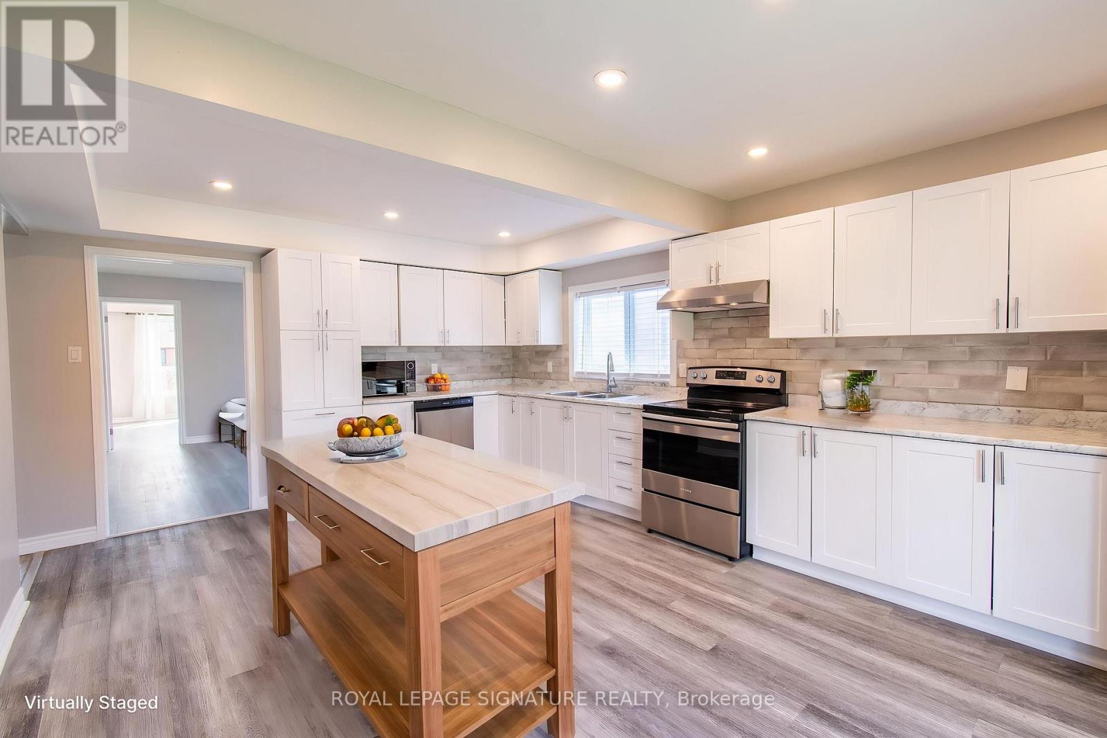 208 Steel Street, Barrie (Grove East), Ontario  L4M 2G9 - Photo 10 - S13048798