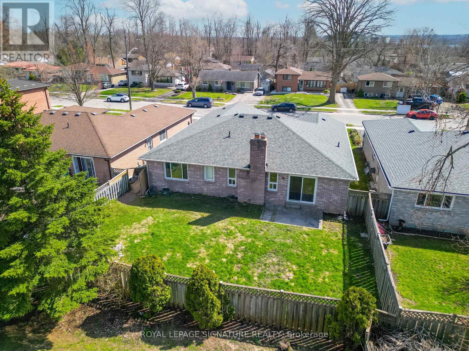 208 Steel Street, Barrie (Grove East), Ontario  L4M 2G9 - Photo 25 - S13048798