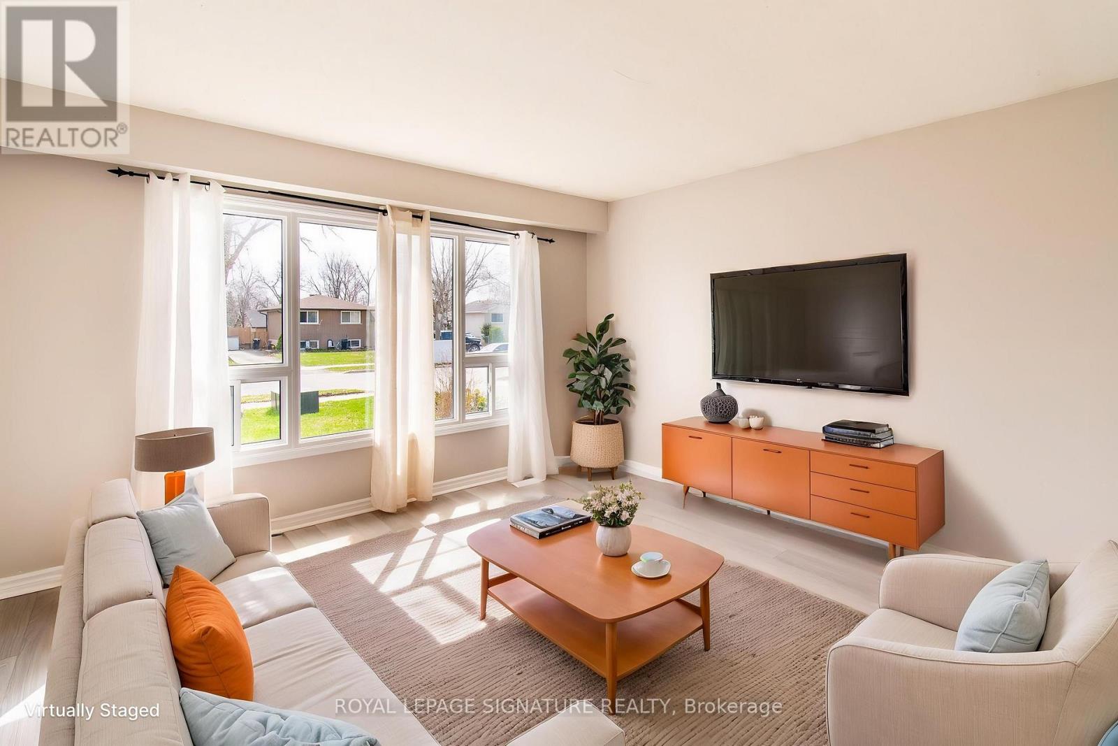 208 Steel Street, Barrie (Grove East), Ontario  L4M 2G9 - Photo 5 - S13048798