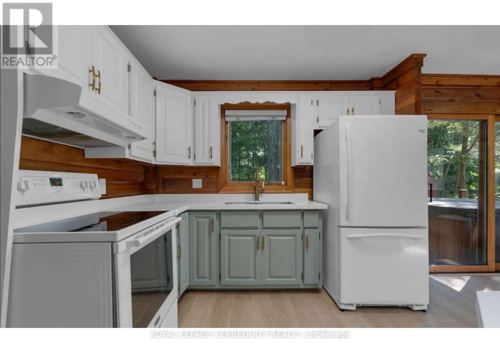 2668 Mcdonald Road, Springwater, Ontario  L0L 1P0 - Photo 32 - S13048938