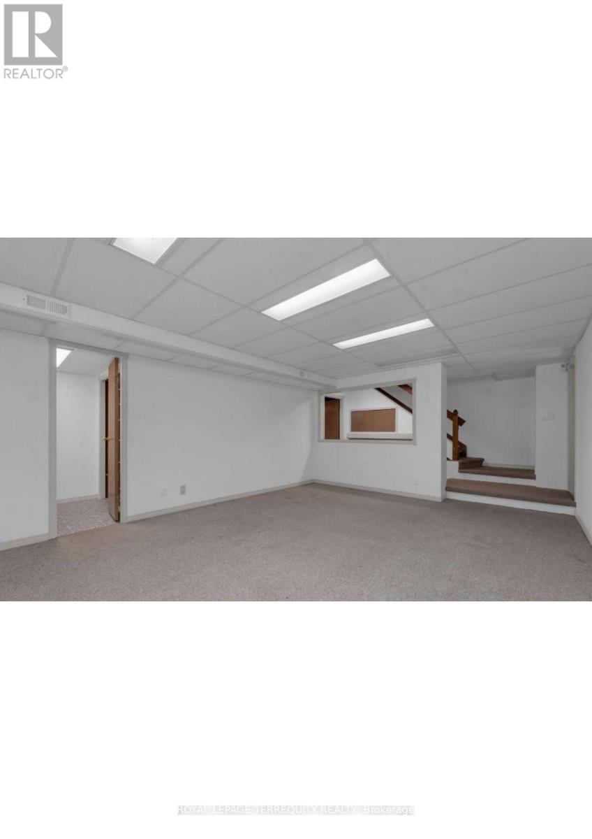 2668 Mcdonald Road, Springwater, Ontario  L0L 1P0 - Photo 6 - S13048938