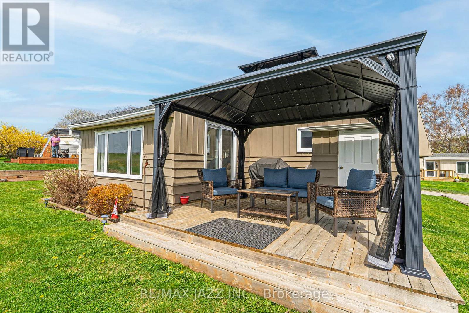 15 Bluffs Road, Clarington, Ontario  L1B 1A3 - Photo 37 - E12652248