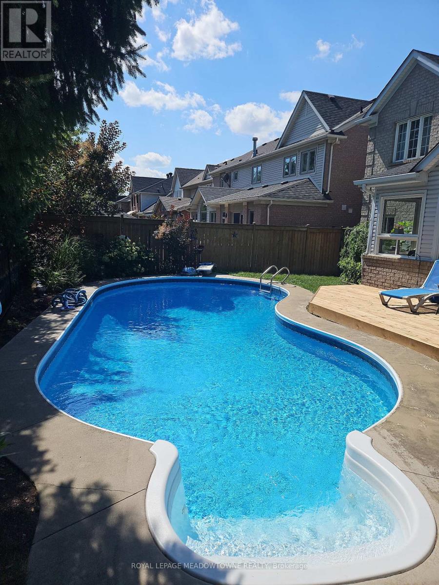 19 Grist Mill Drive, Halton Hills, Ontario  L7G 6C2 - Photo 13 - W12771162