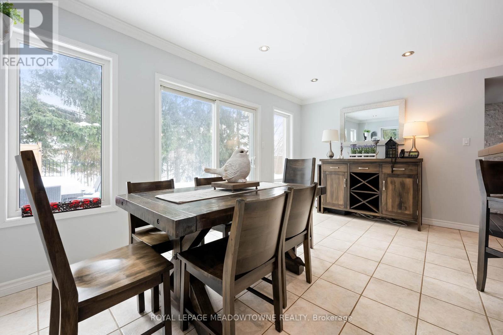 19 Grist Mill Drive, Halton Hills, Ontario  L7G 6C2 - Photo 16 - W12771162