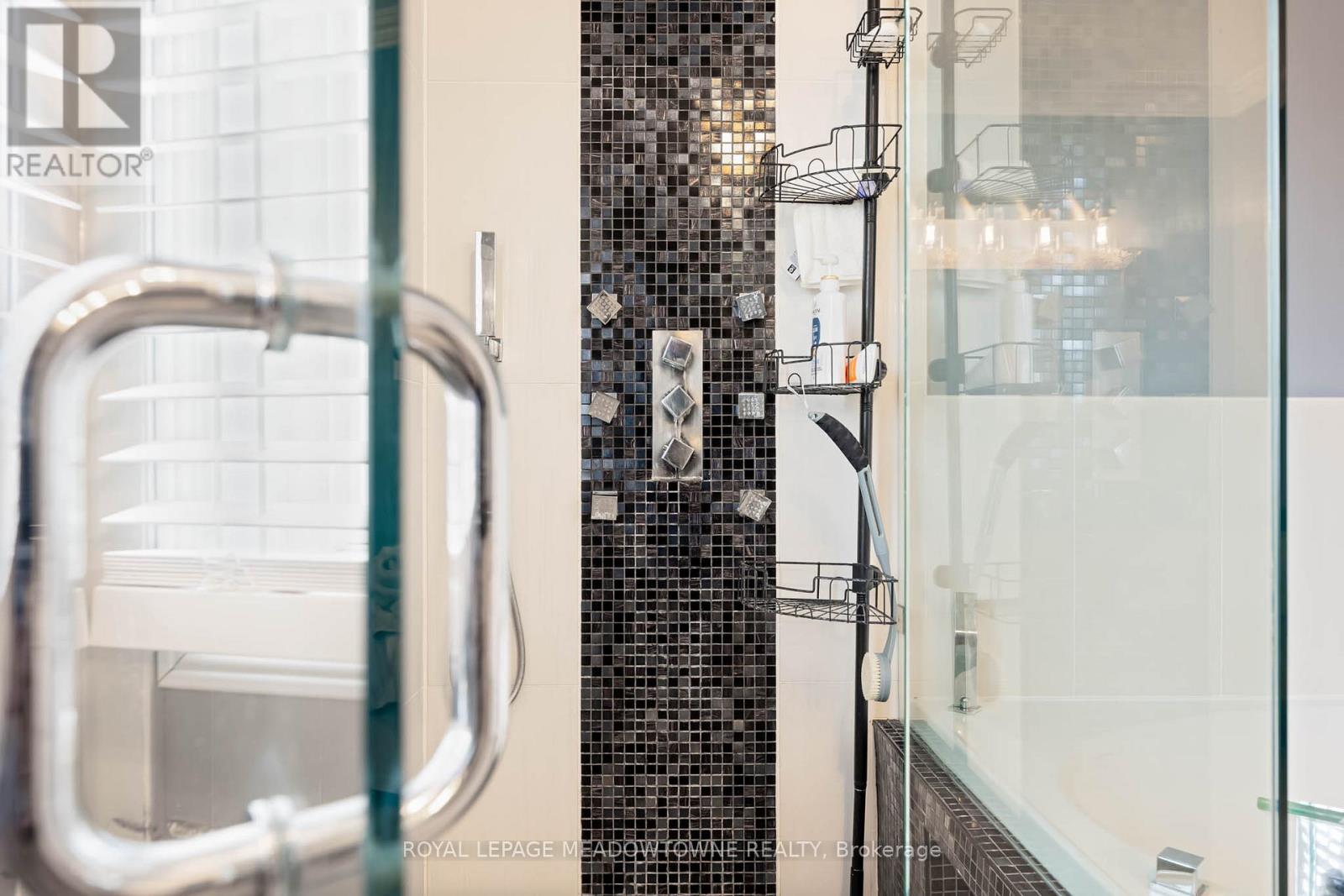 19 Grist Mill Drive, Halton Hills, Ontario  L7G 6C2 - Photo 26 - W12771162