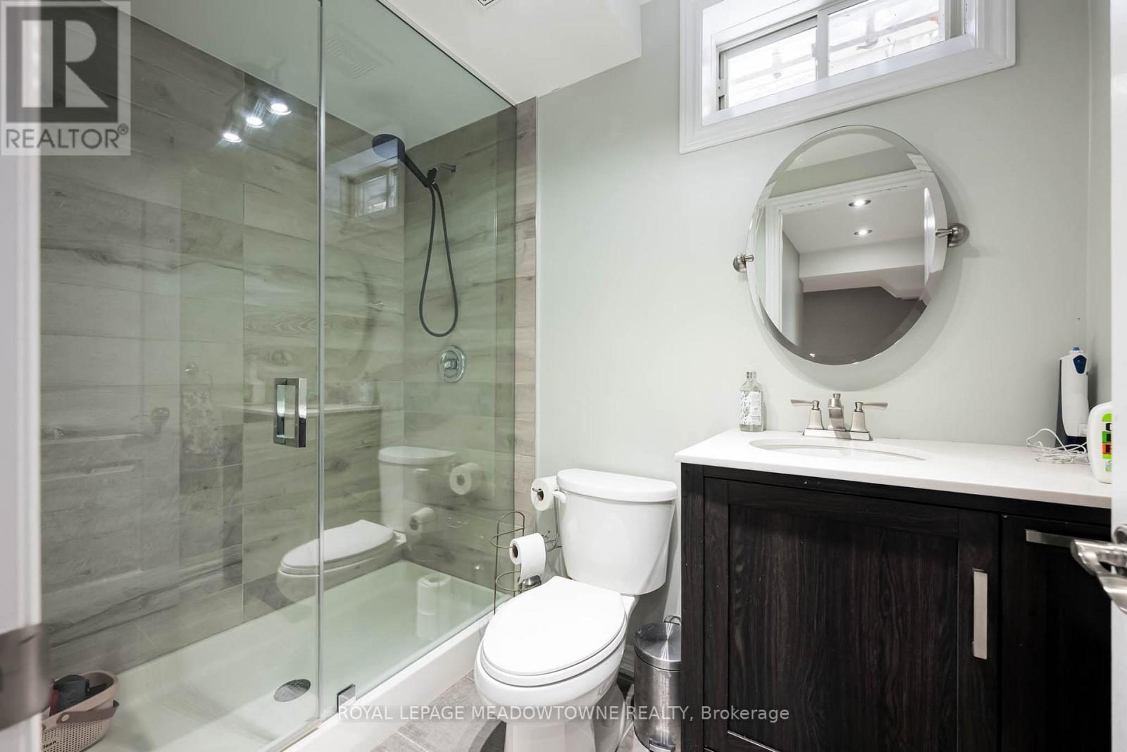 19 Grist Mill Drive, Halton Hills, Ontario  L7G 6C2 - Photo 36 - W12771162