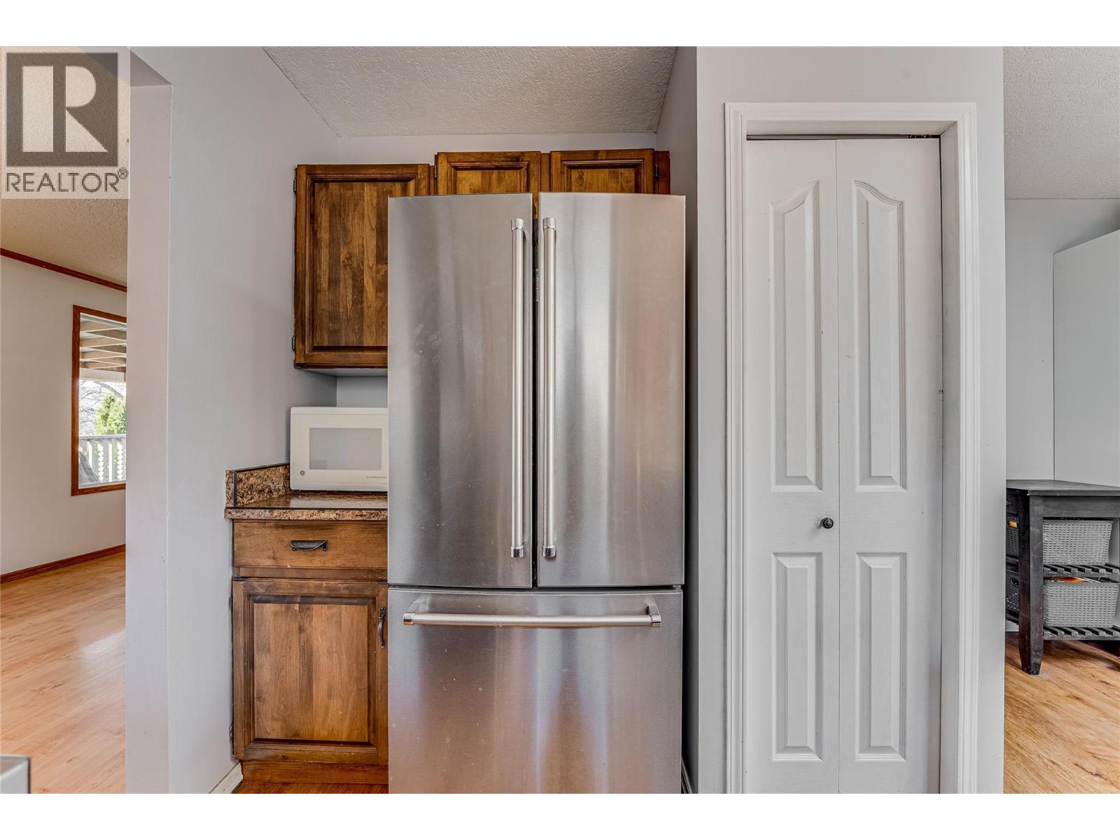 4316 Cascade Drive, Vernon, British Columbia  V1T 8K3 - Photo 11 - 10384910