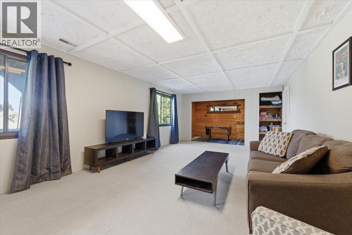 4316 Cascade Drive, Vernon, British Columbia  V1T 8K3 - Photo 41 - 10384910