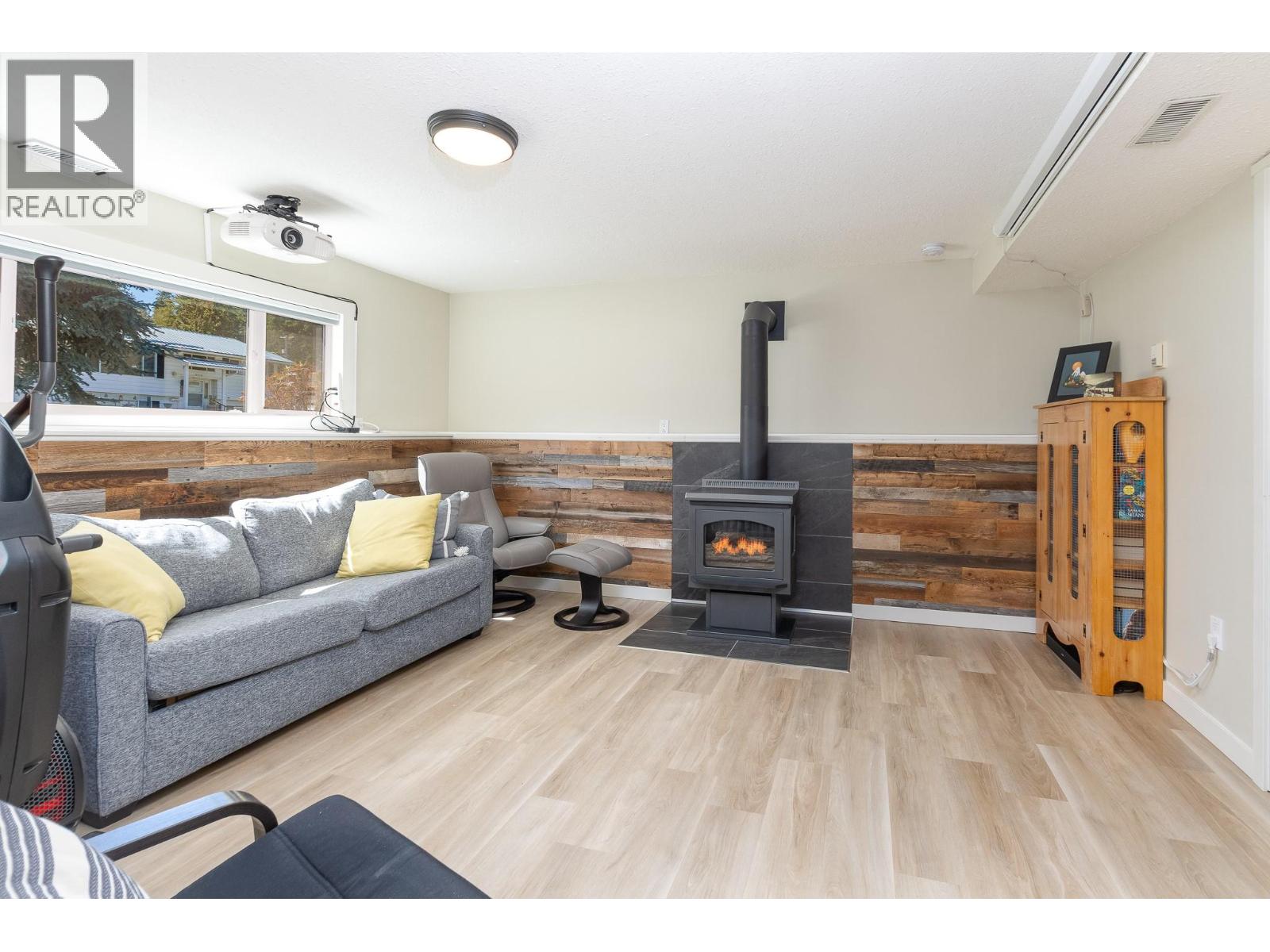 4751 71 Avenue Ne, Salmon Arm, British Columbia  V0E 1K0 - Photo 12 - 10384890