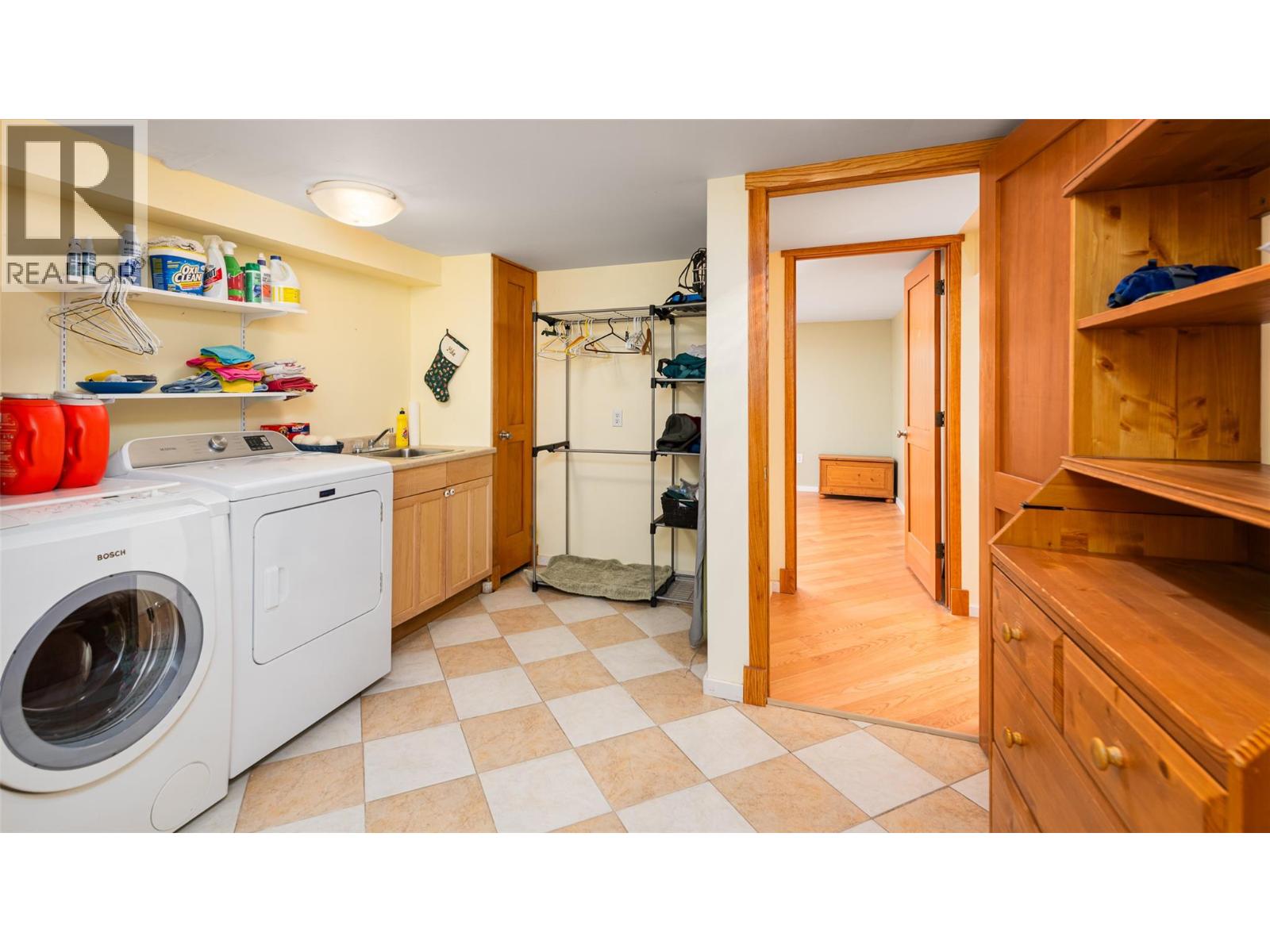 5660 Cory Road, Wynndel, British Columbia  V0B 2N1 - Photo 37 - 10384573