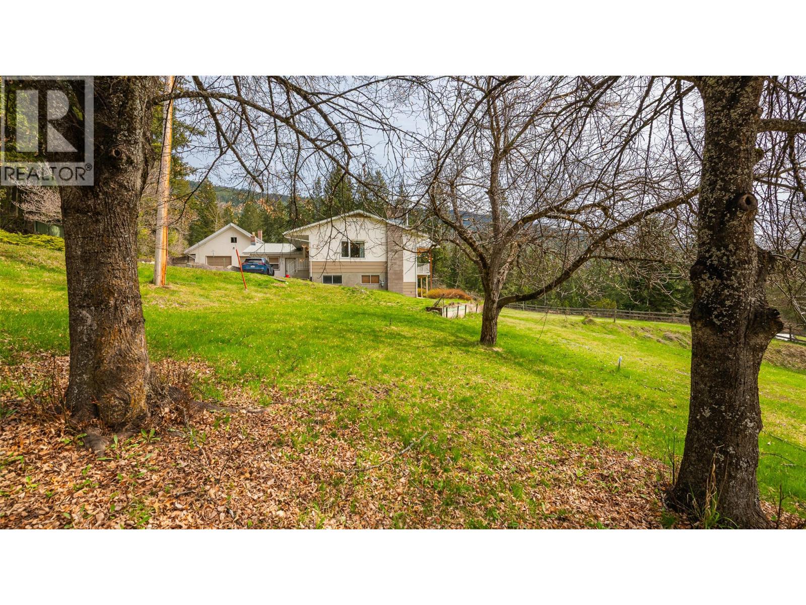 5660 Cory Road, Wynndel, British Columbia  V0B 2N1 - Photo 57 - 10384573